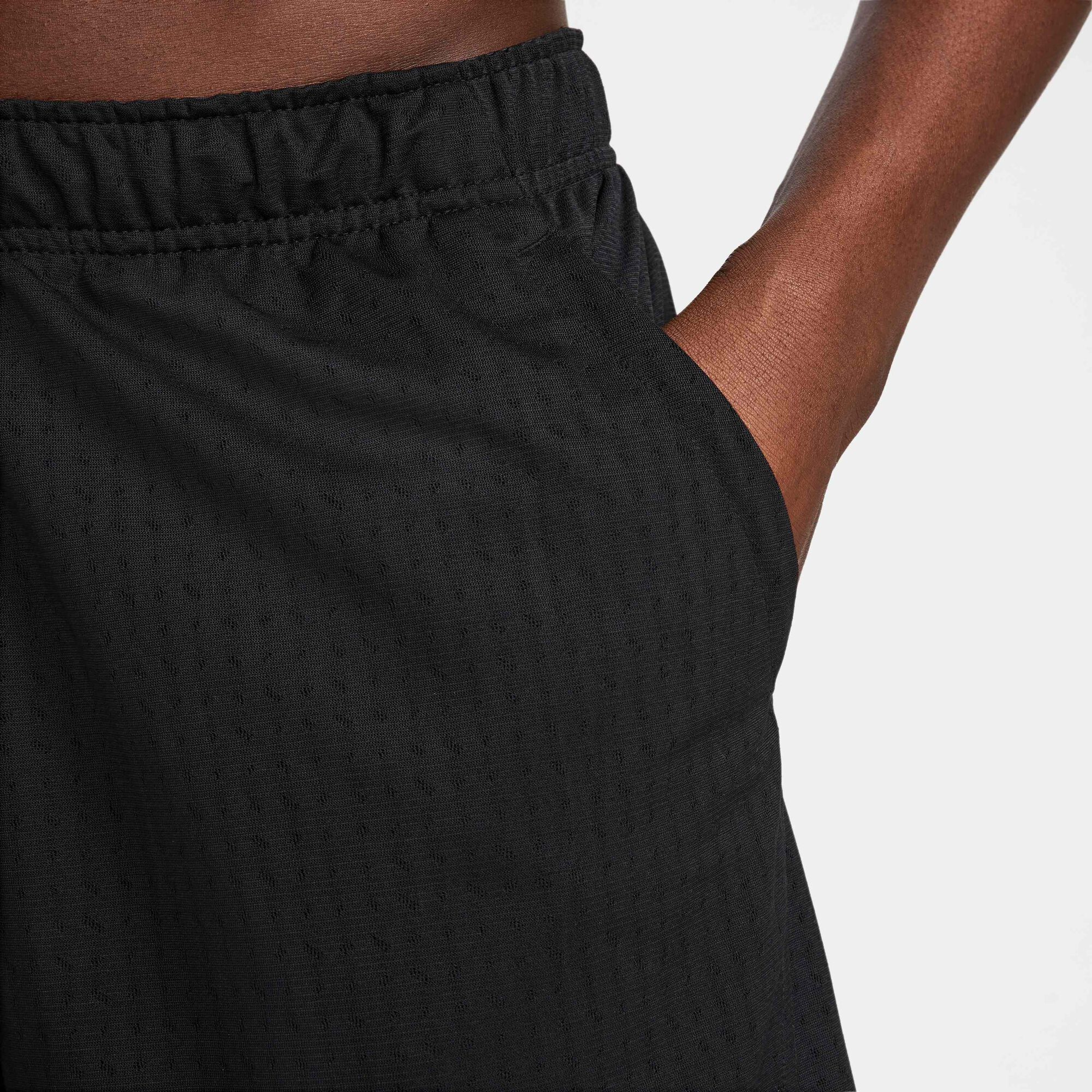 Мъжки къс панталон Nike Totality Breathe Dri-FIT Unlined Versatile Shorts - HJ4058-010 детайл джоб