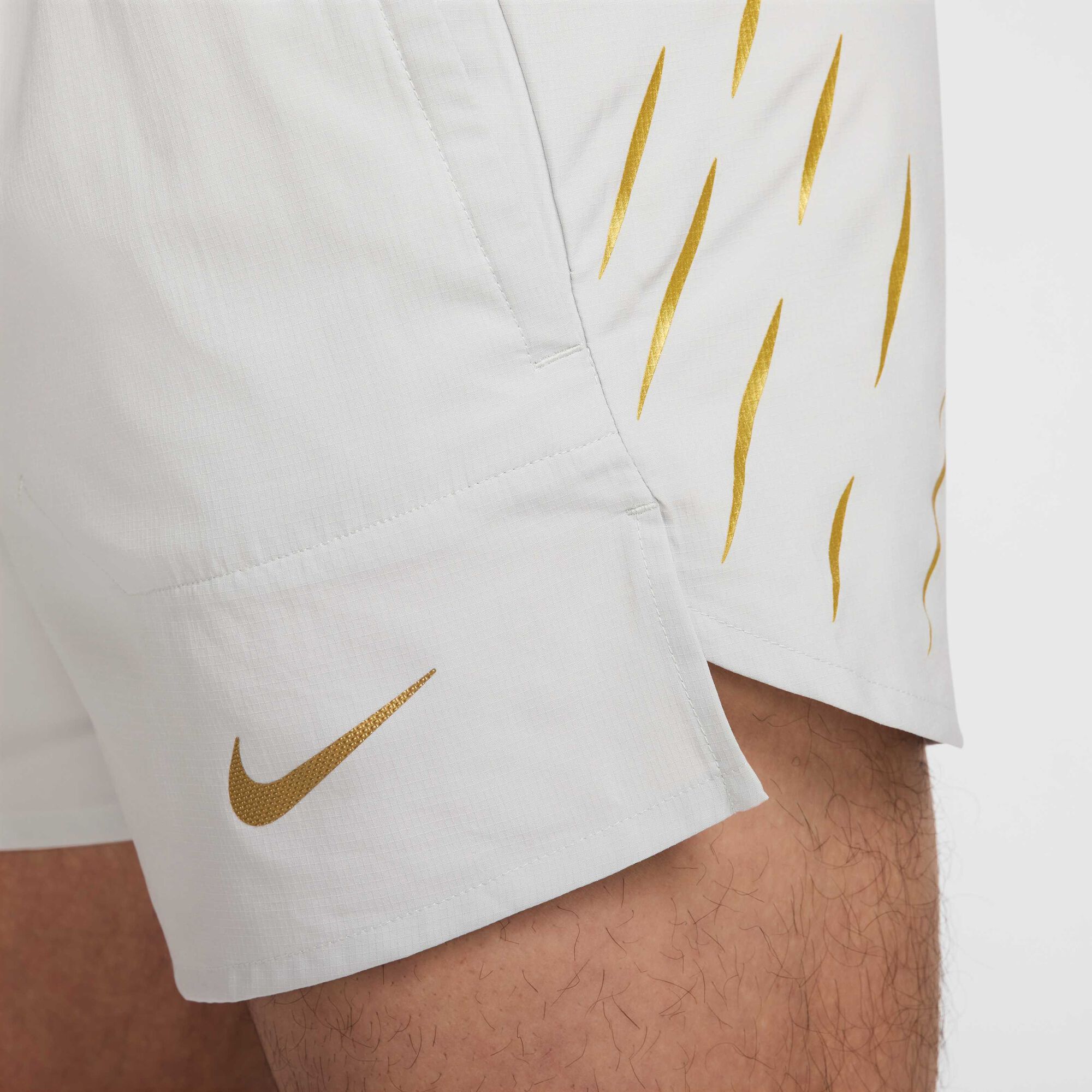 Мъжки къс панталон Nike x Jakob Dri-FIT Brief-Lined Running Shorts - HJ3536-034 детайл лого