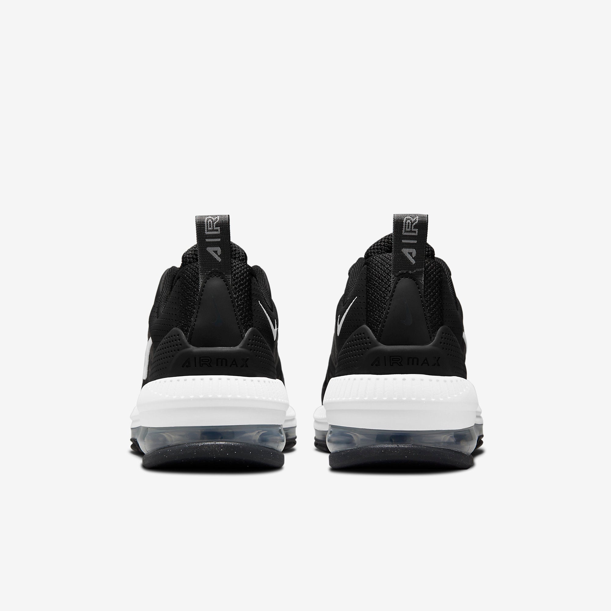 Мъжки маратонки Nike Air Max Genome - CW1648-003 отзад