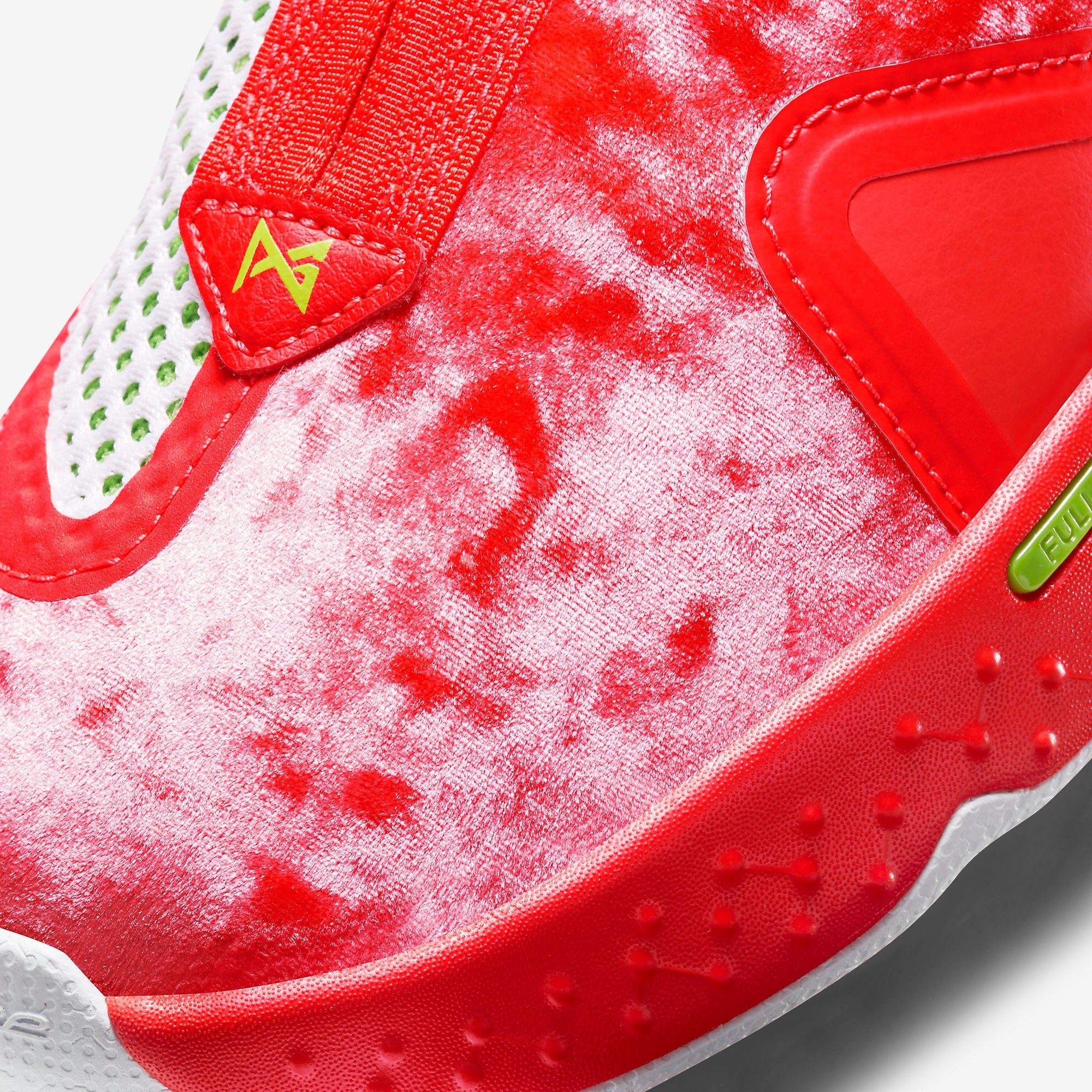 Мъжки маратонки Nike PG 4 "Christmas" - CD5079-602 детайл отпред