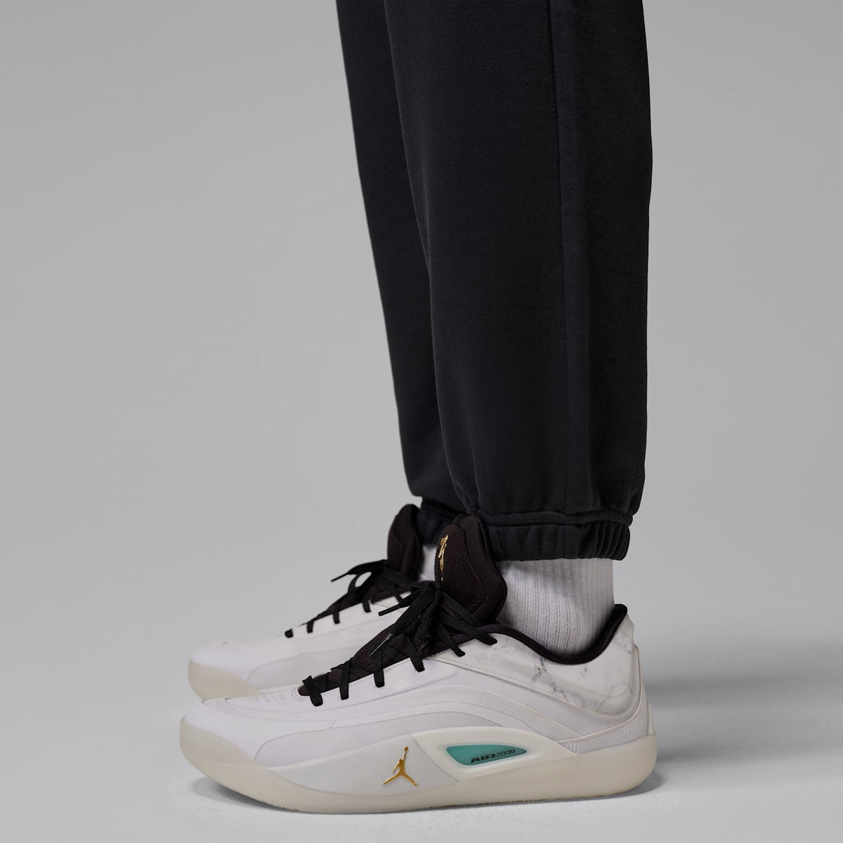 Мъжки панталон Jordan Sport Crossover Dri-FIT Fleece Trousers - IM7668-010 крачоли