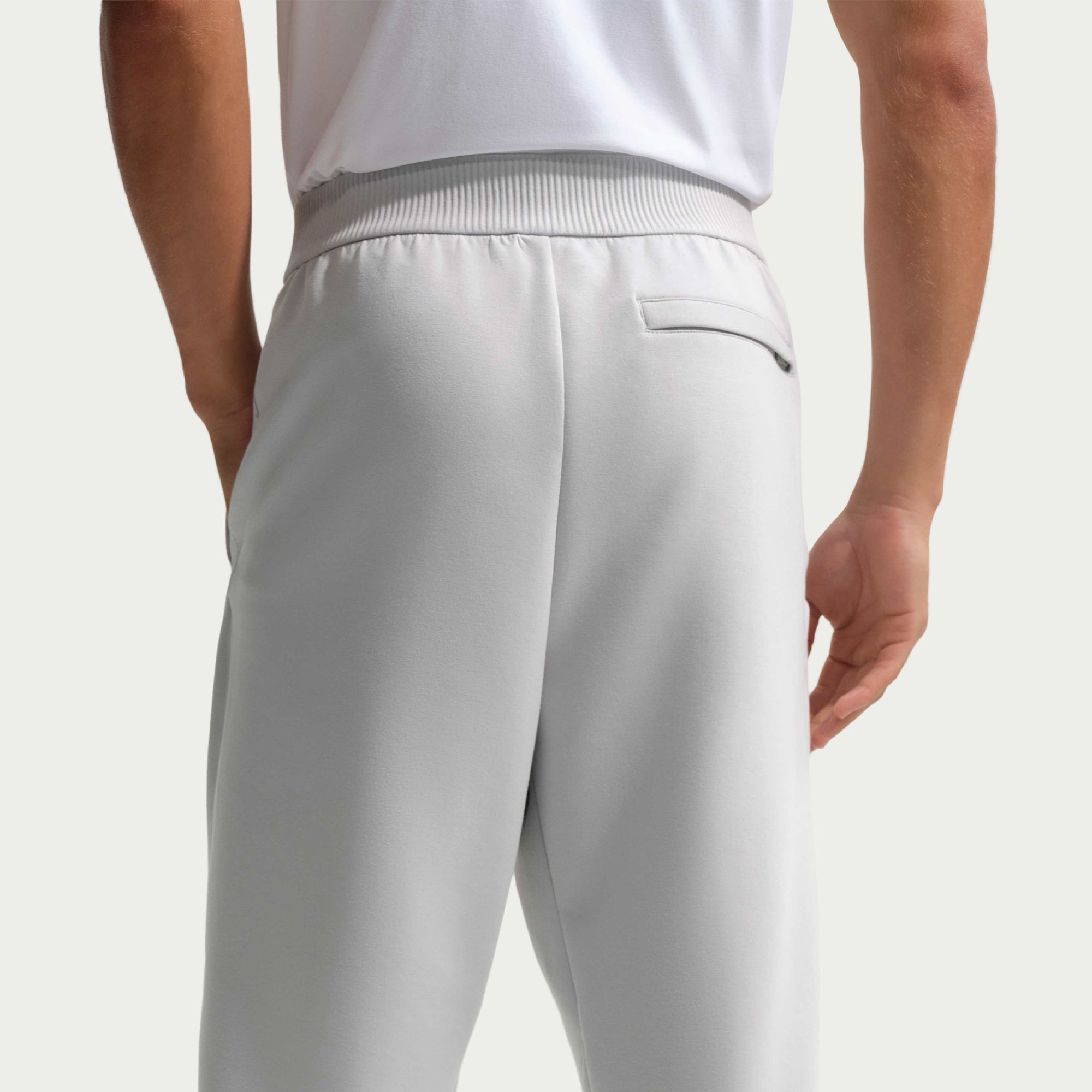 Мъжки панталон Nike 24.7 ImpossiblySoft Dri-FIT Trousers HQ6970-097 изглед отзад