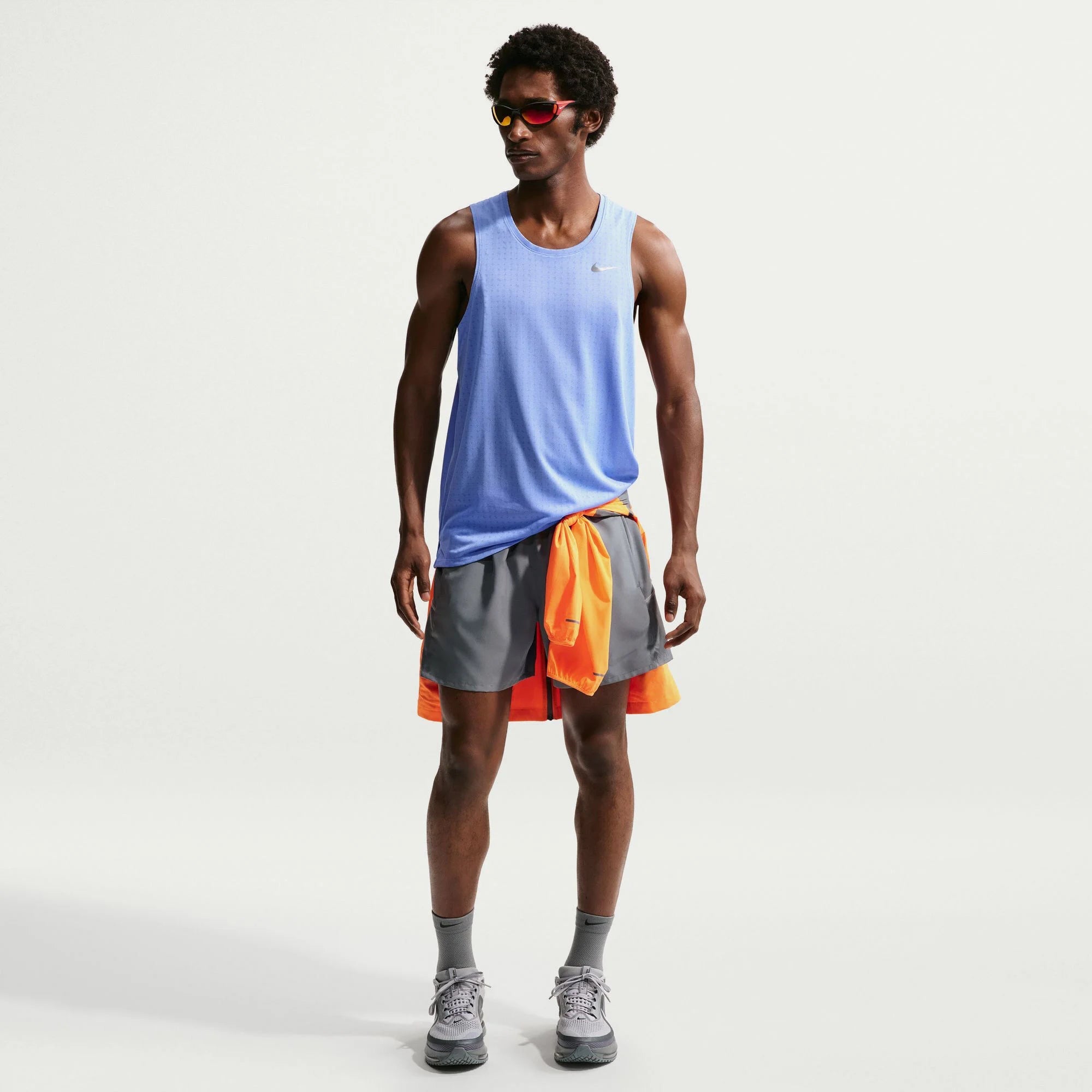 Мъжки потник Nike Miler Breathe Dri-FIT Running Tank Top - HJ4183-494 модел отпред