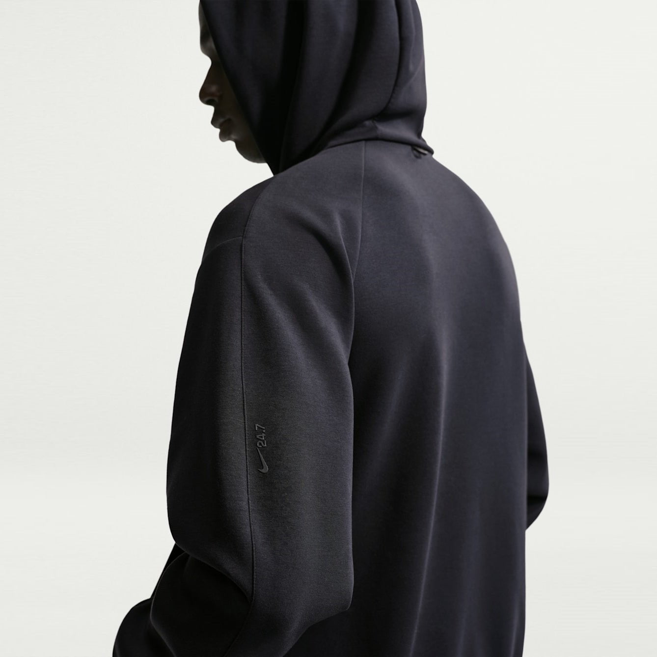 Мъжко худи Nike 24.7 ImpossiblySoft Dri-FIT Pullover Hoodie - IR8807-010 отзад