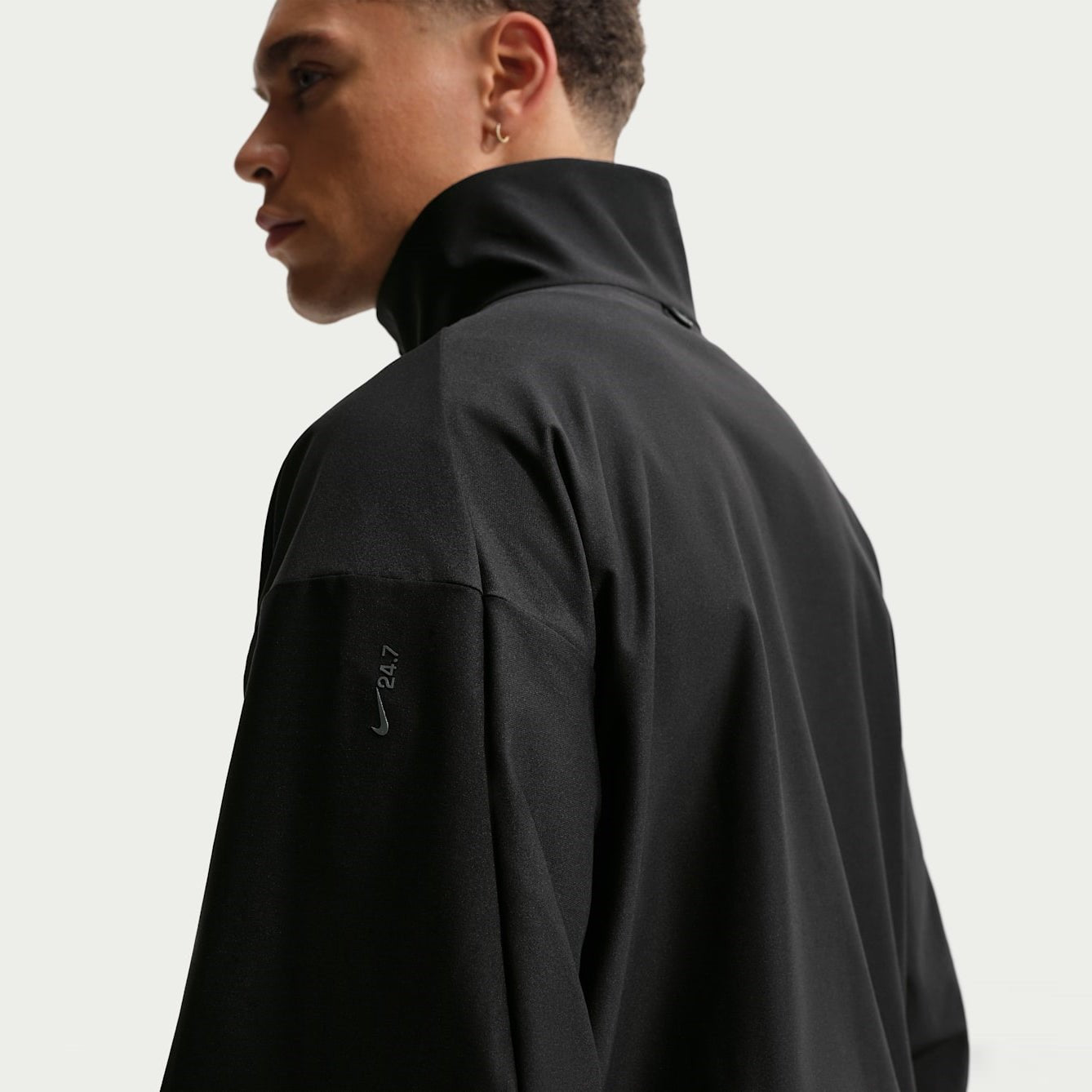 Мъжко яке Nike 24.7 PerfectStretch Therma-FIT OCTA Jacket - IF2115-010 отстрани