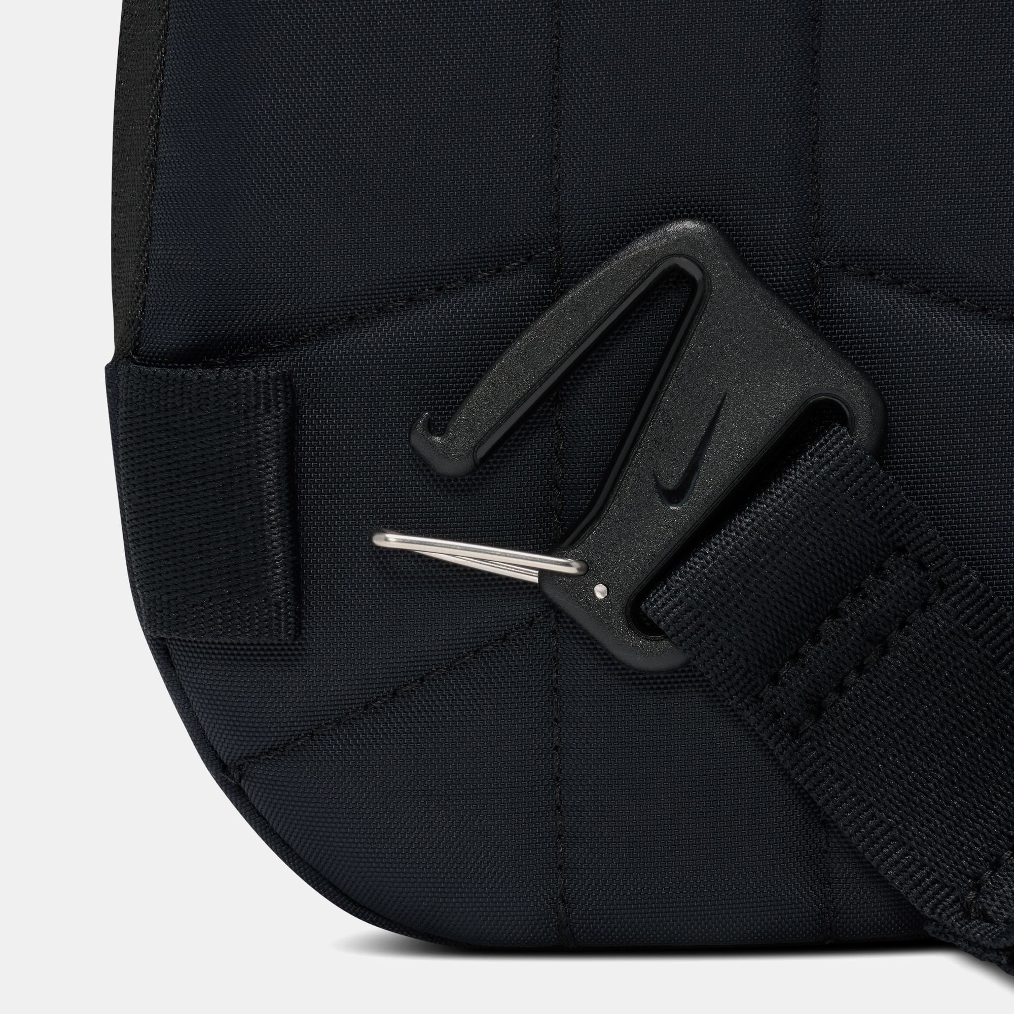 Унисекс чанта Nike Commute Crossbody Bag 1L - FZ6133-011 детайл колан