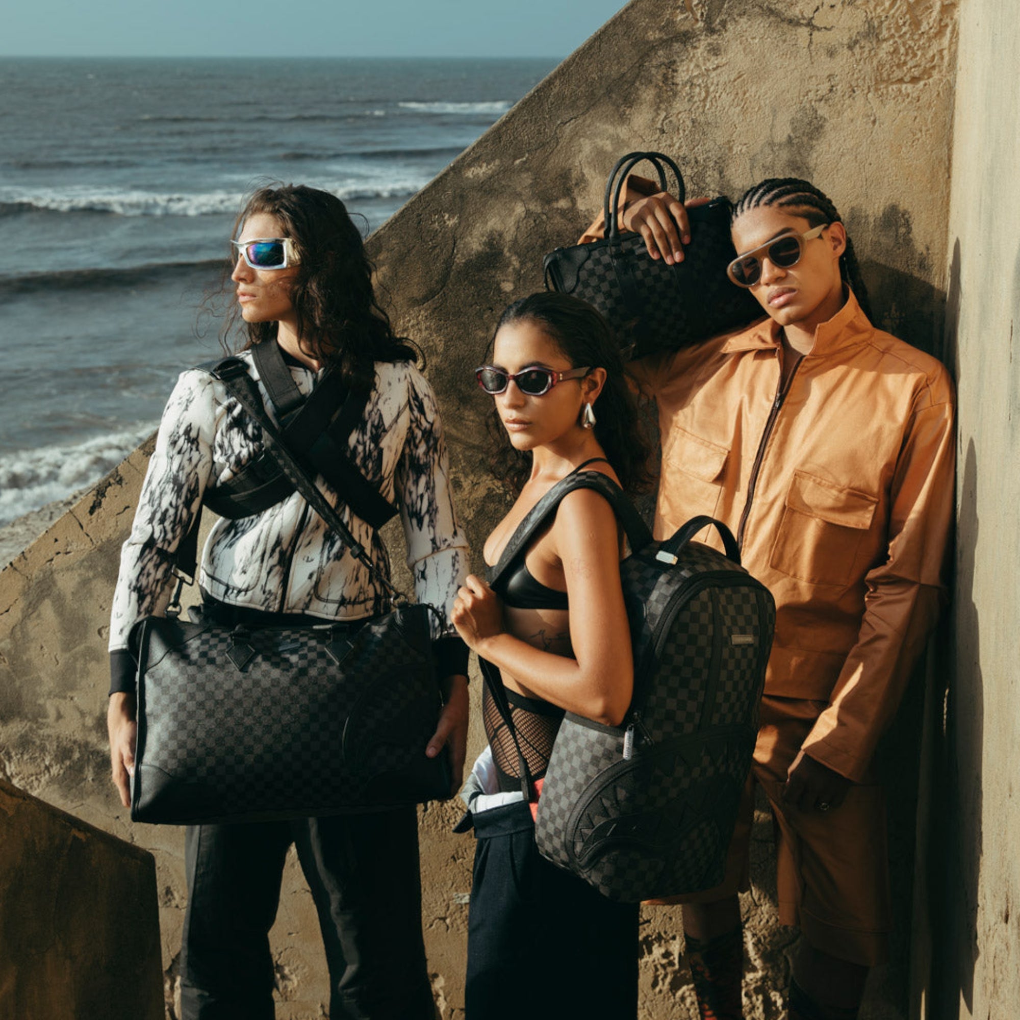 Унисекс чанта Sprayground Midnight Chateau Duffle Bag - Airhouse