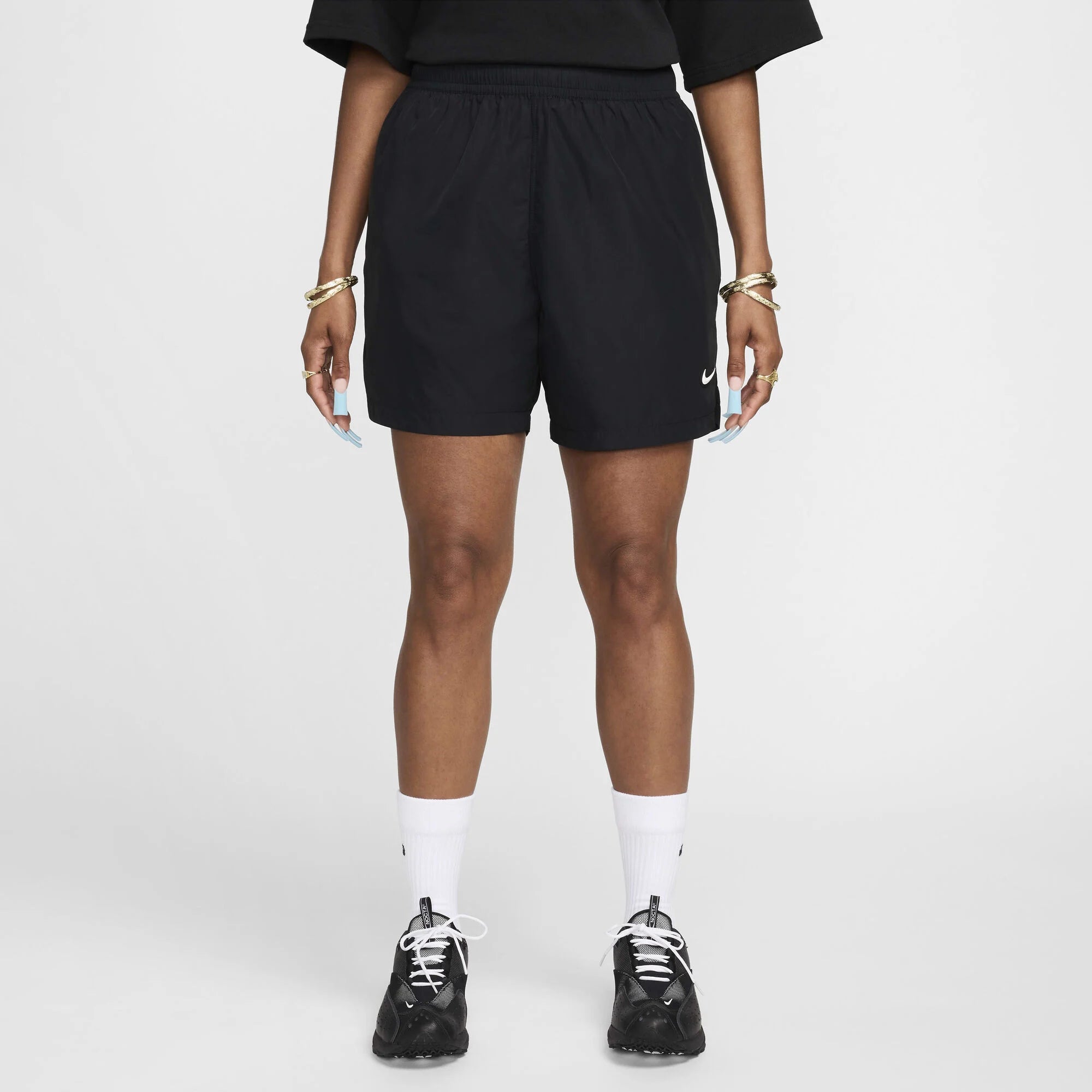Унисекс къс панталон Nike X Nocta Cardinal Nylon Shorts - FN8194-010 отпред жена