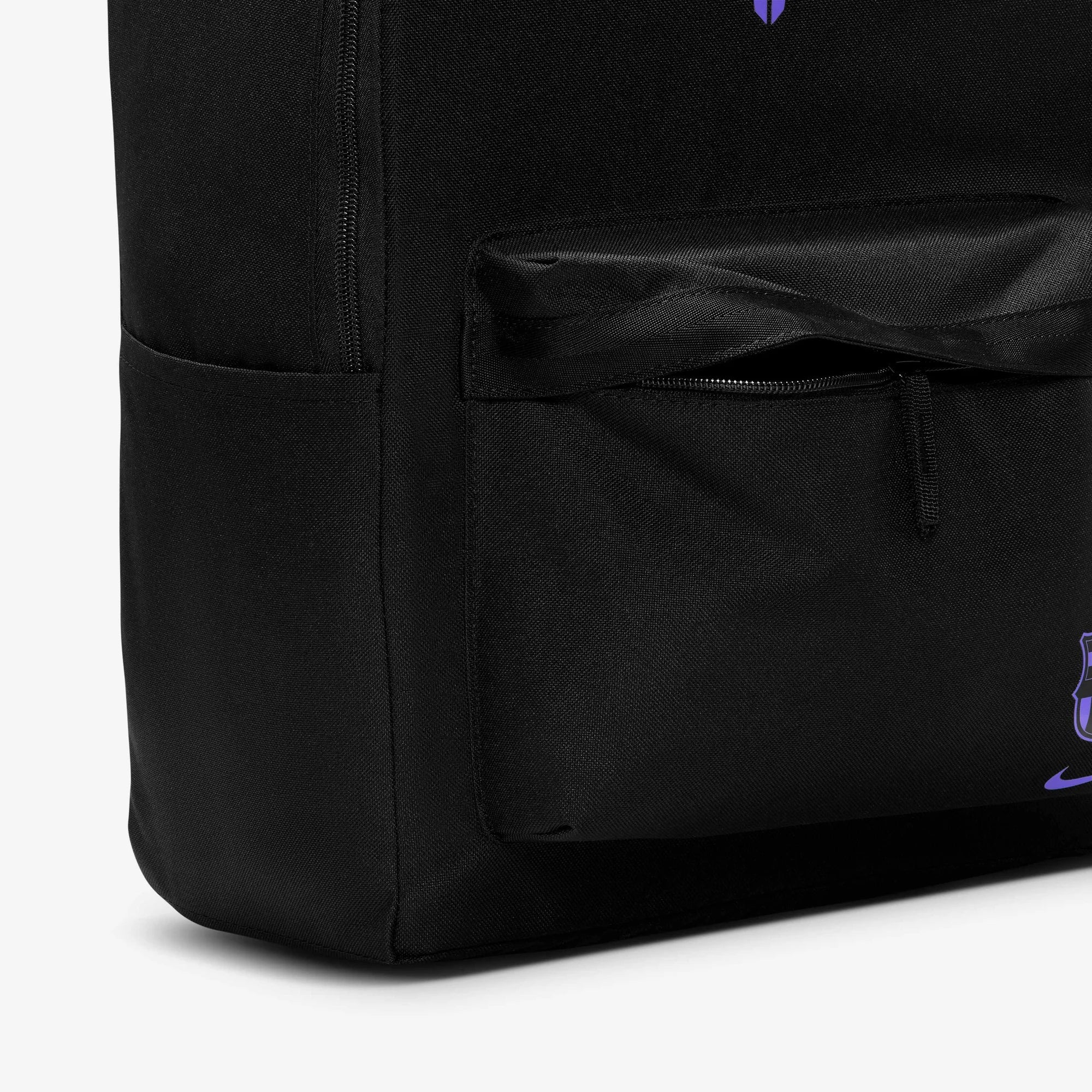 Унисекс раница Nike F.C. Barcelona 2025/2026 Heritage Backpack Away - IM0520-010 детайл малък джоб