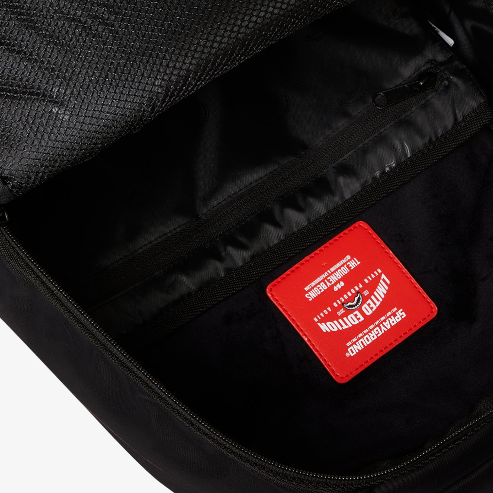 Унисекс раница Sprayground Shark Danger Zone Backpack - Airhouse