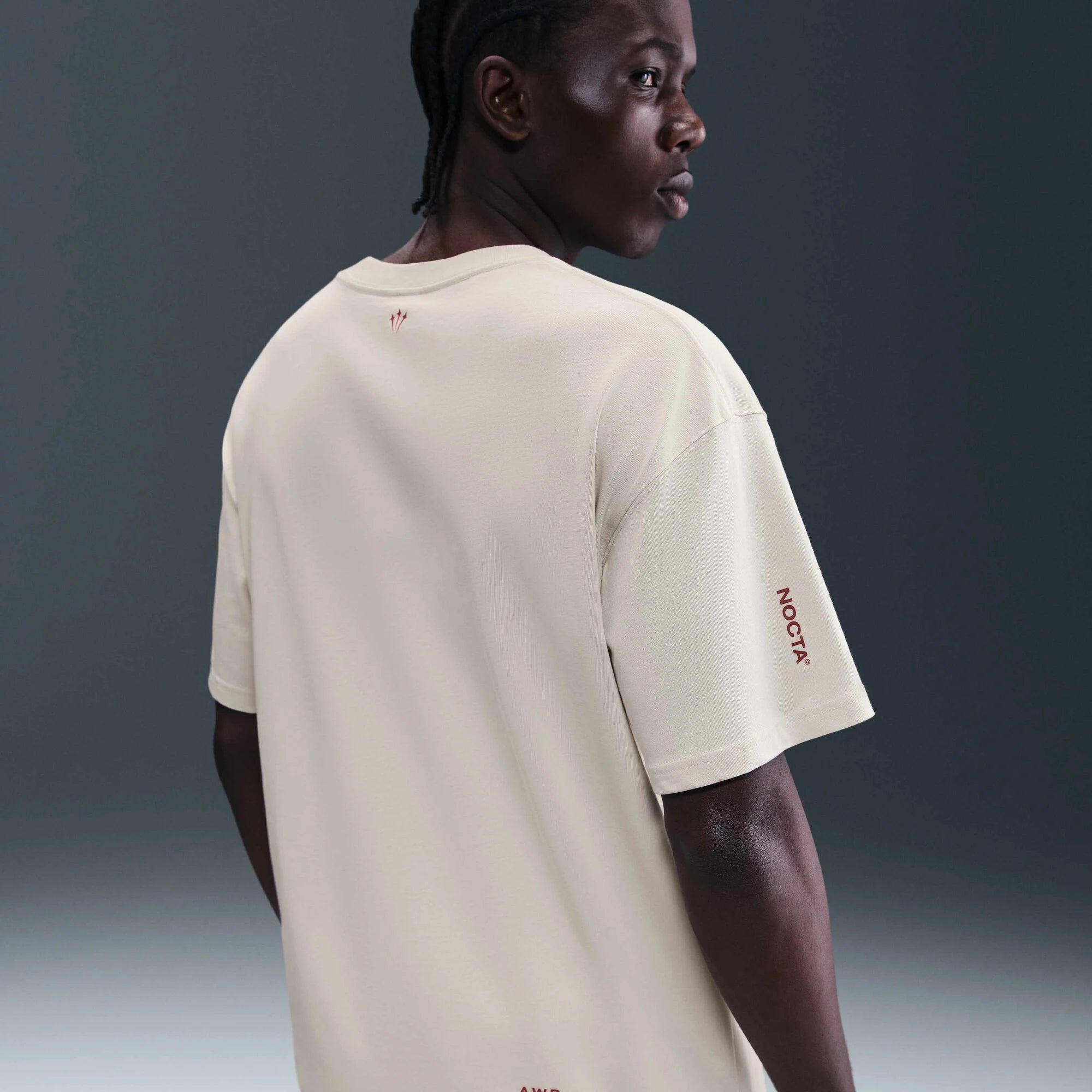 Унисекс тениска Nike x NOCTA T-Shirt - IB5673-104 мъж отзад