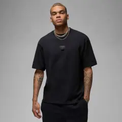 Flight Essentials 85 T-Shirt