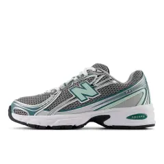 740 gray / green
