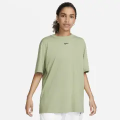 Sportswear Essential T-Shirt