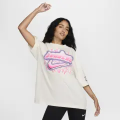 Nike Sportswear Oversized Short-Sleeve T-Shirt