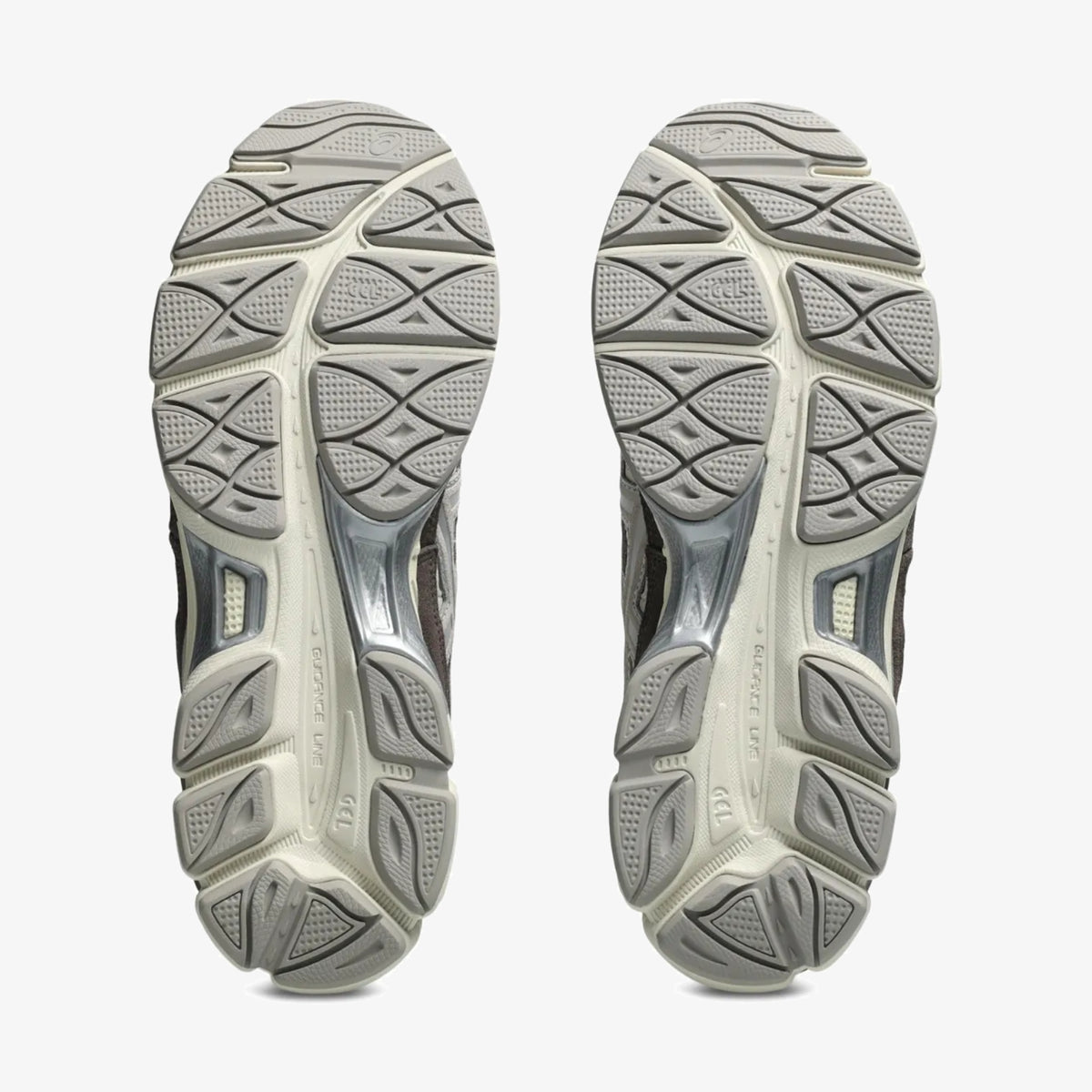Дамски маратонки Asics GEL-NYC - 1203A739-200 подметка