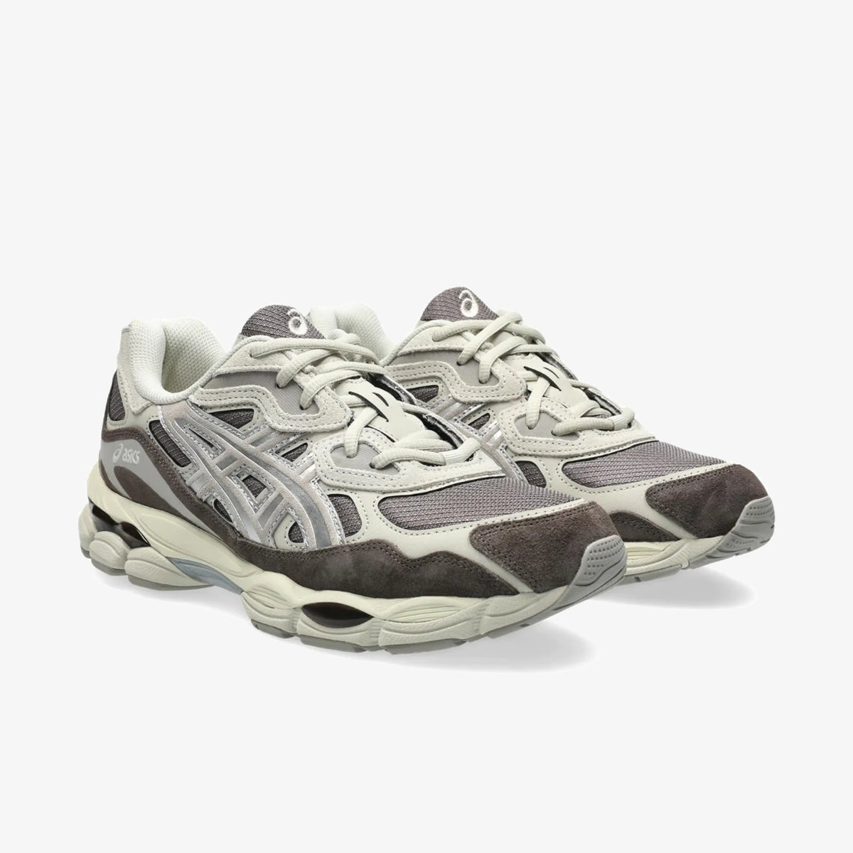 Дамски маратонки Asics GEL-NYC - 1203A739-200 отпред