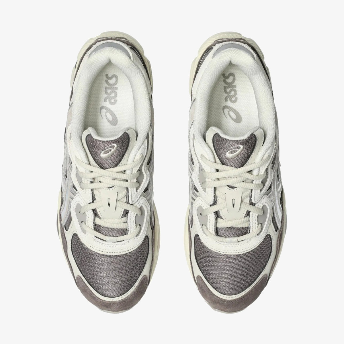 Дамски маратонки Asics GEL-NYC - 1203A739-200 отгоре