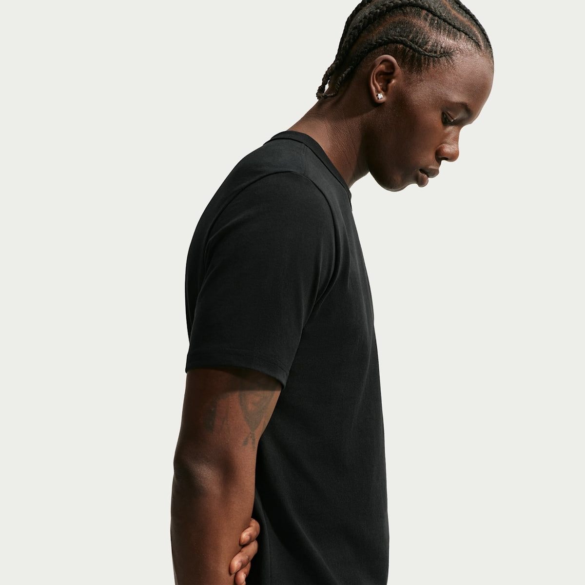 Мъжка тениска Nike Sportswear Premium Essentials T-Shirt - IH1349-010 отзад