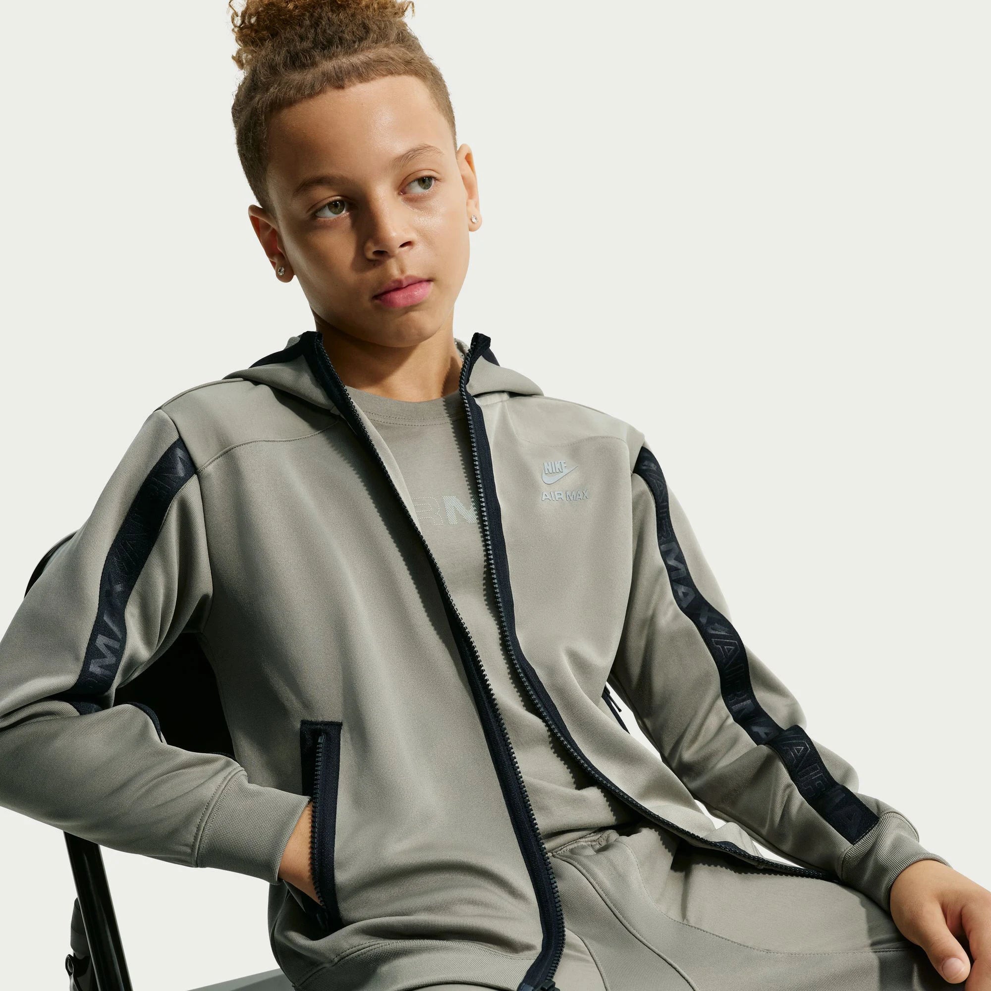 Детско худи Nike Air Max Hoodie - IO1154-320 отпред