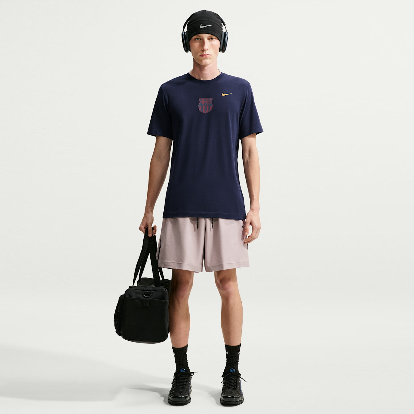 Мъжка тениска Nike FC Barcelona Soccer T-Shirt - IQ5030-498 модел отпред