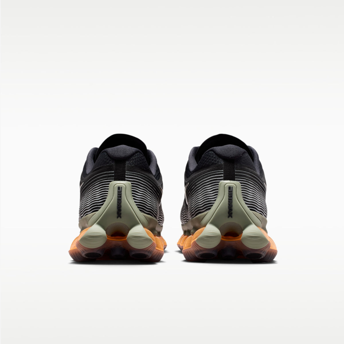 Мъжки маратонки Nike Air Liquid Max - IQ7635-002 отзад