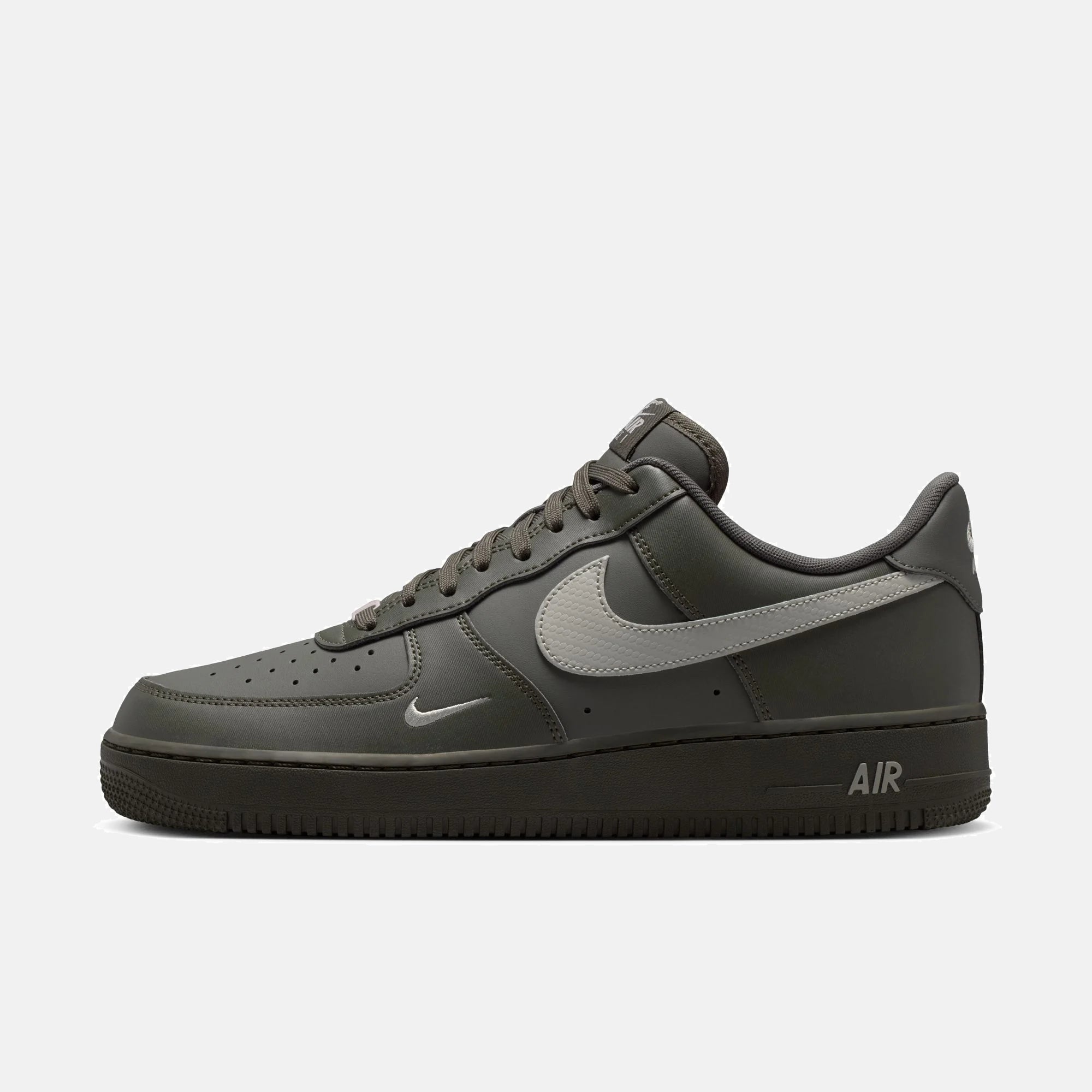 Мъжки кецове Nike Air Force 1 '07 - IV5732-001