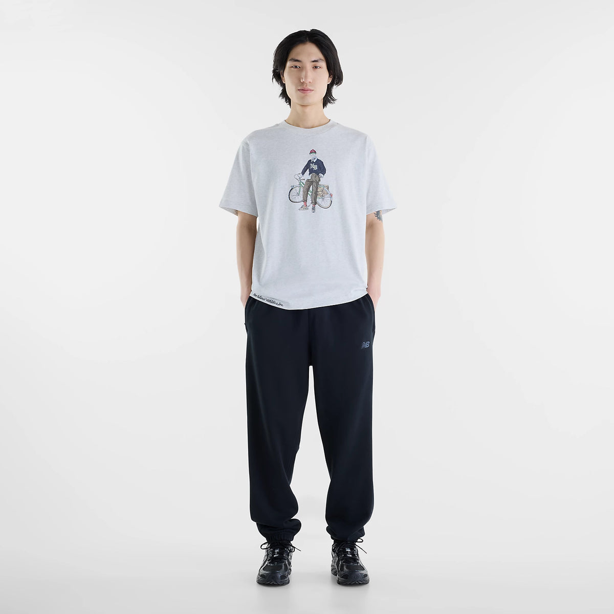 Мъжка тениска New Balance Varsity Bike T-Shirt - MT62M4ZXAHH модел отпред