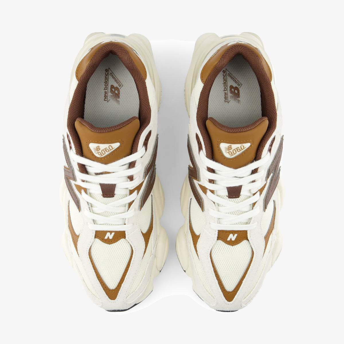 Дамски маратонки New Balance 9060 - U90603EG отгоре