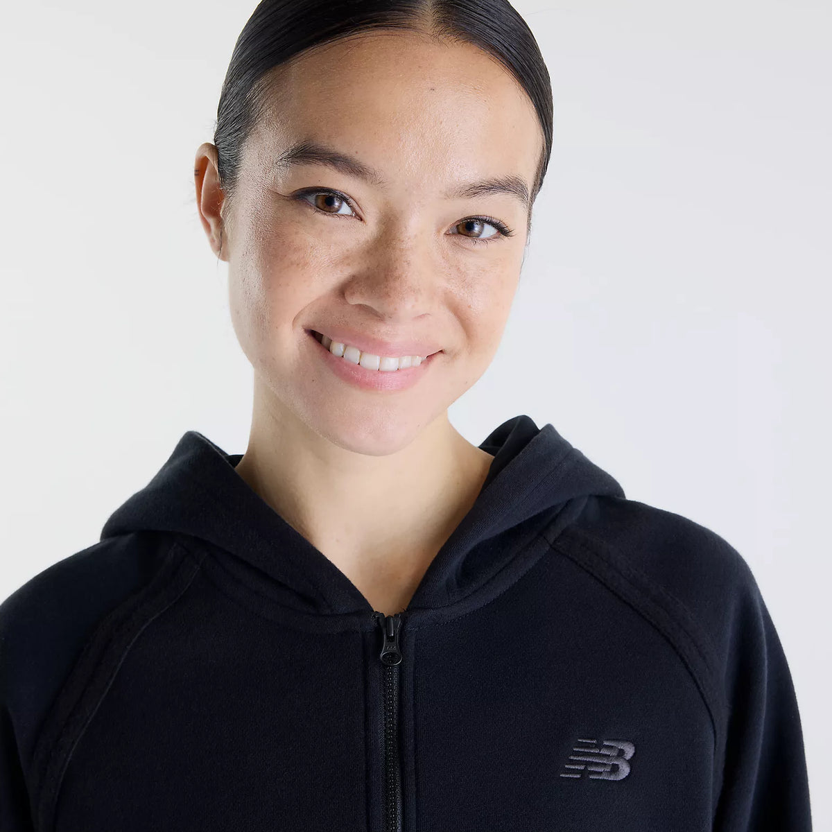 Дамско яке New Balance Brushed Coastal Fleece Full Zip Jacket - WJ62Q0WVBK отпред