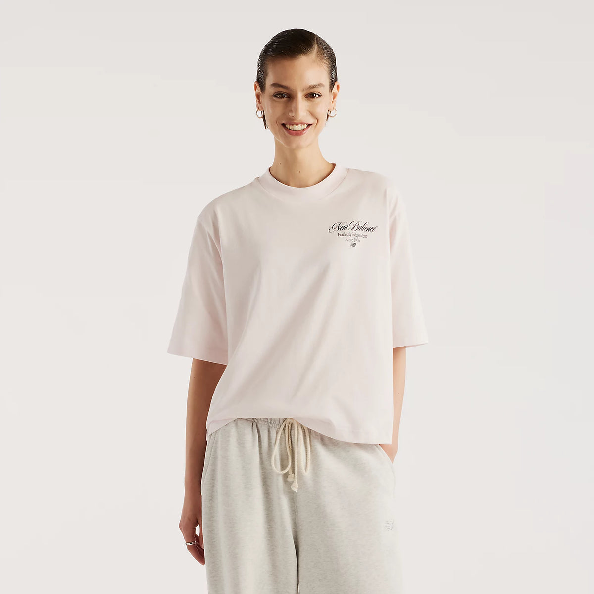 Дамска тениска New Balance Pressed Flowers Relaxed T-Shirt - WT62O8R1AAA