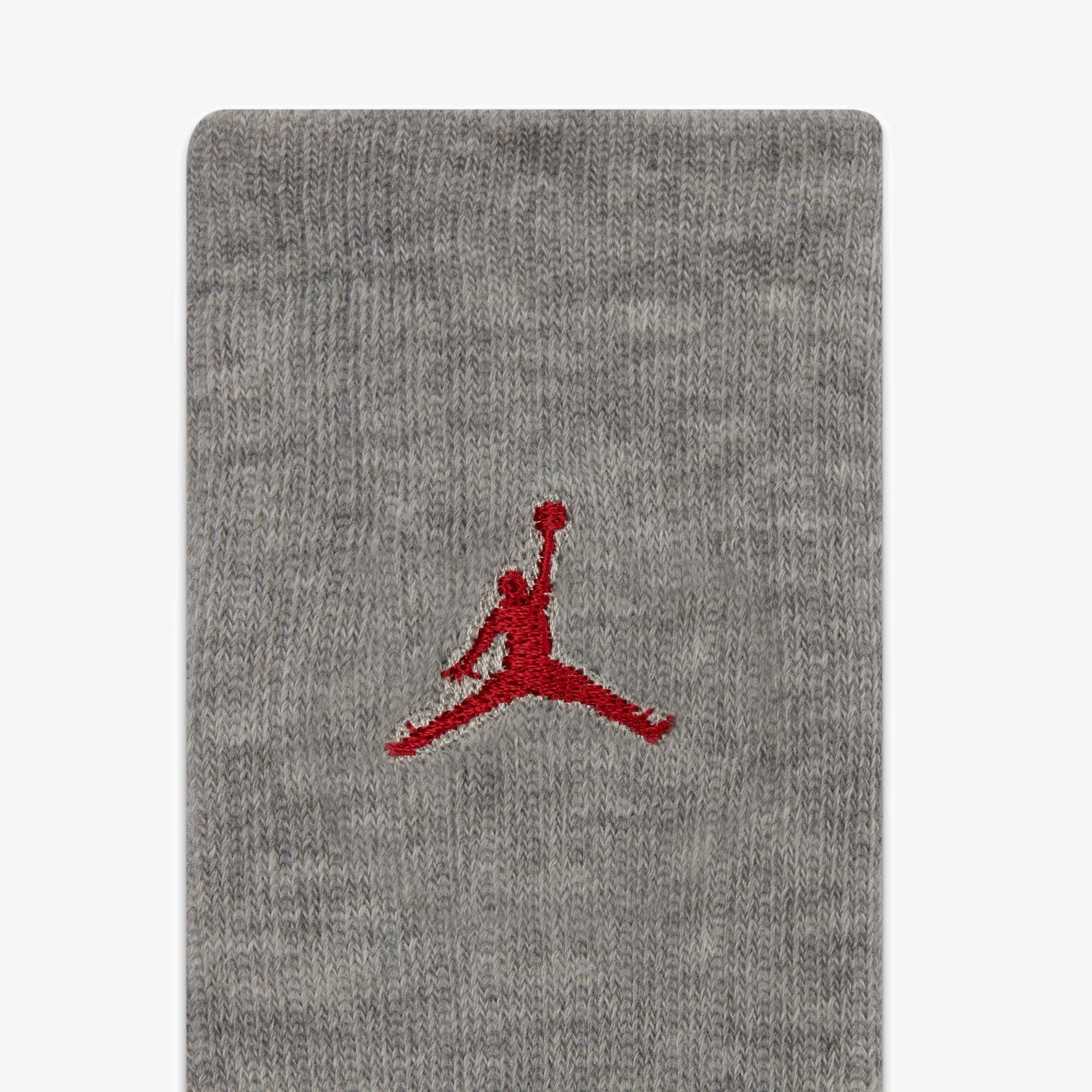 Чорапи Jordan Crew Socks (3 Pairs) - WJ0010-042 лого