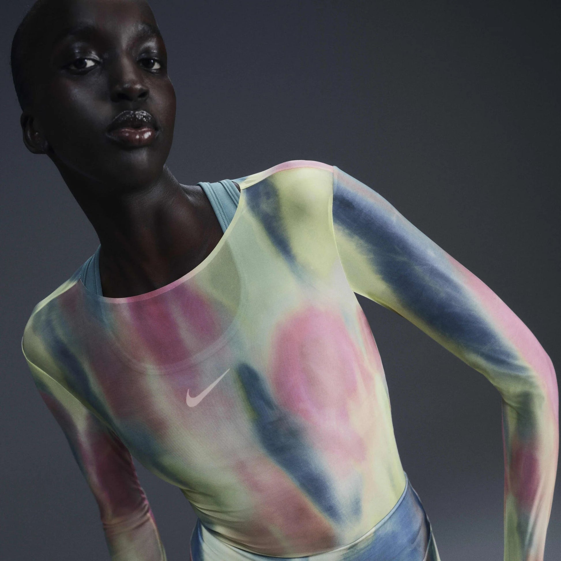 Дамска блуза Nike Artist Collection Sheer Top - Airhouse