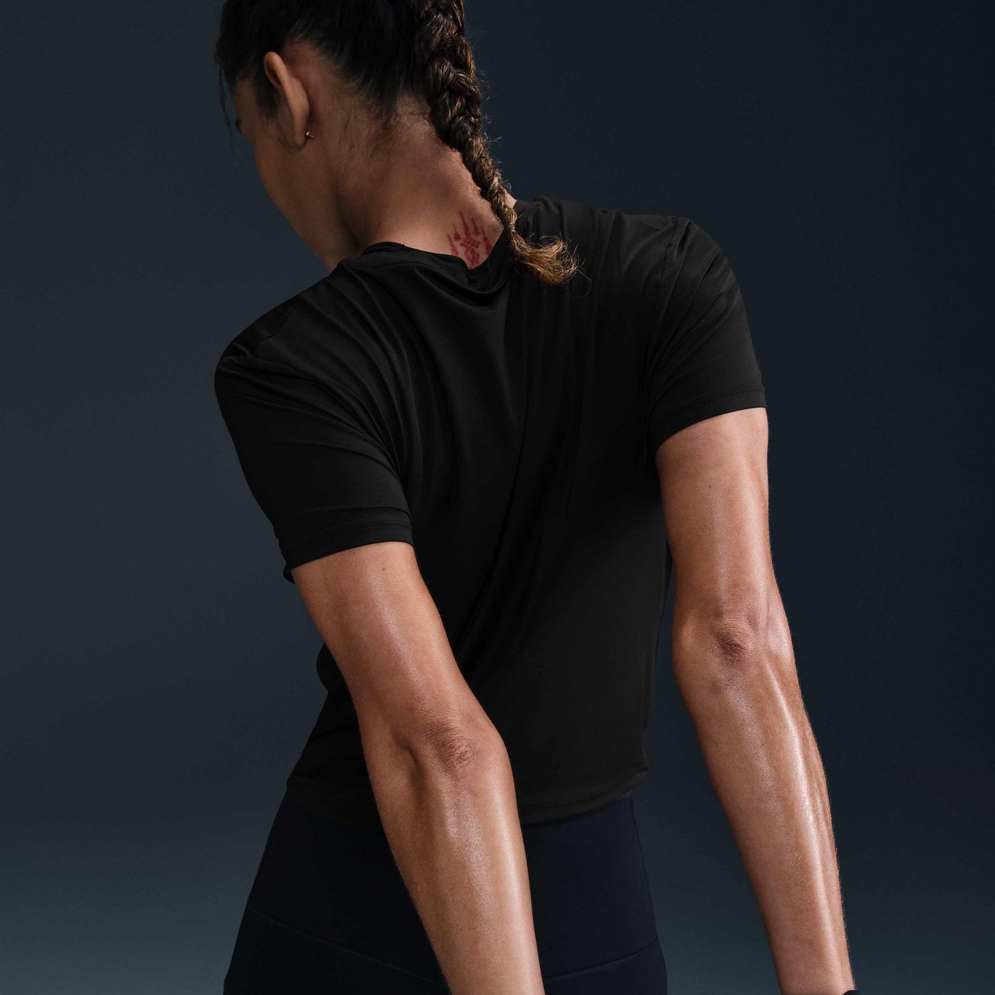 Дамска тениска Nike One Classic Twist Top - Airhouse