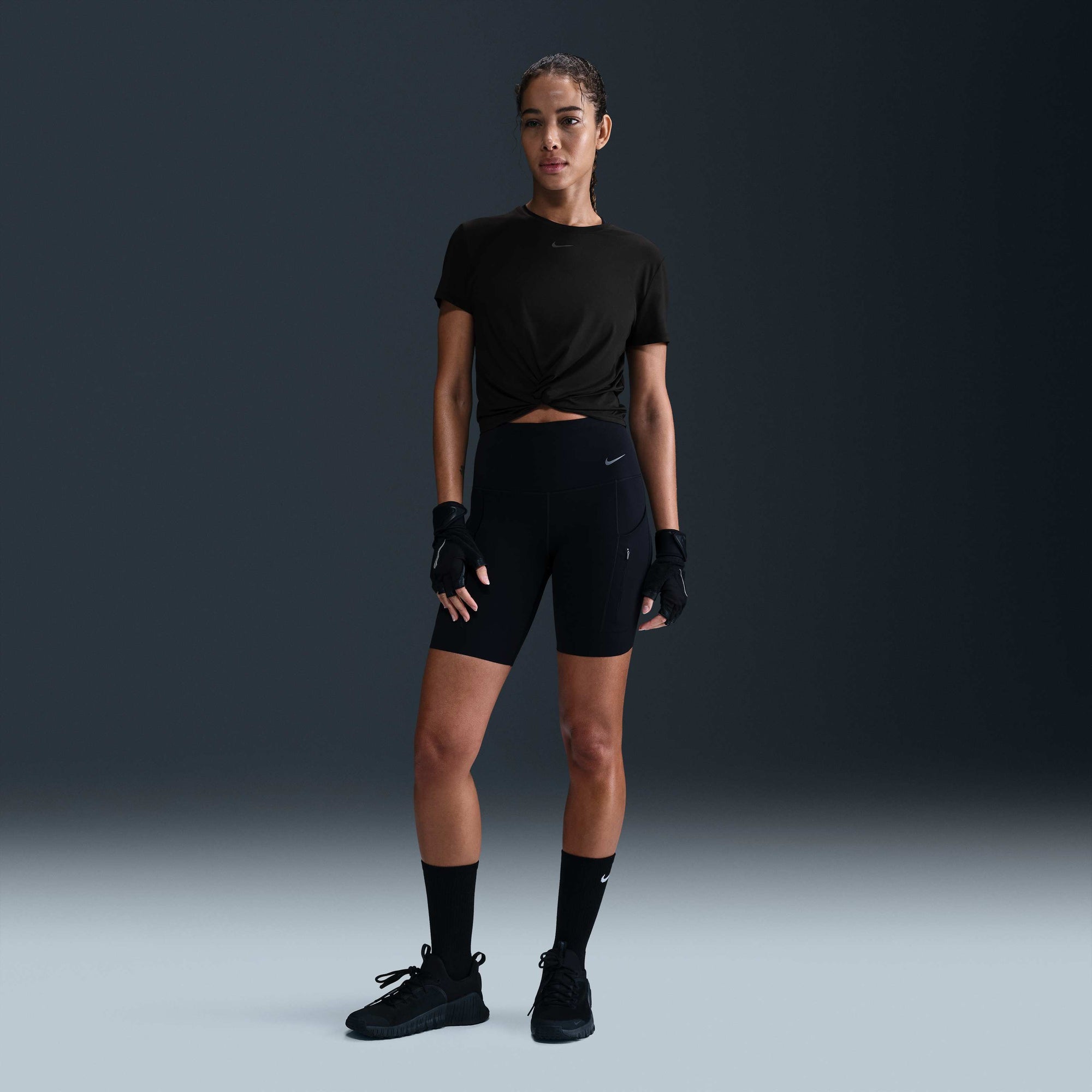 Дамска тениска Nike One Classic Twist Top - Airhouse