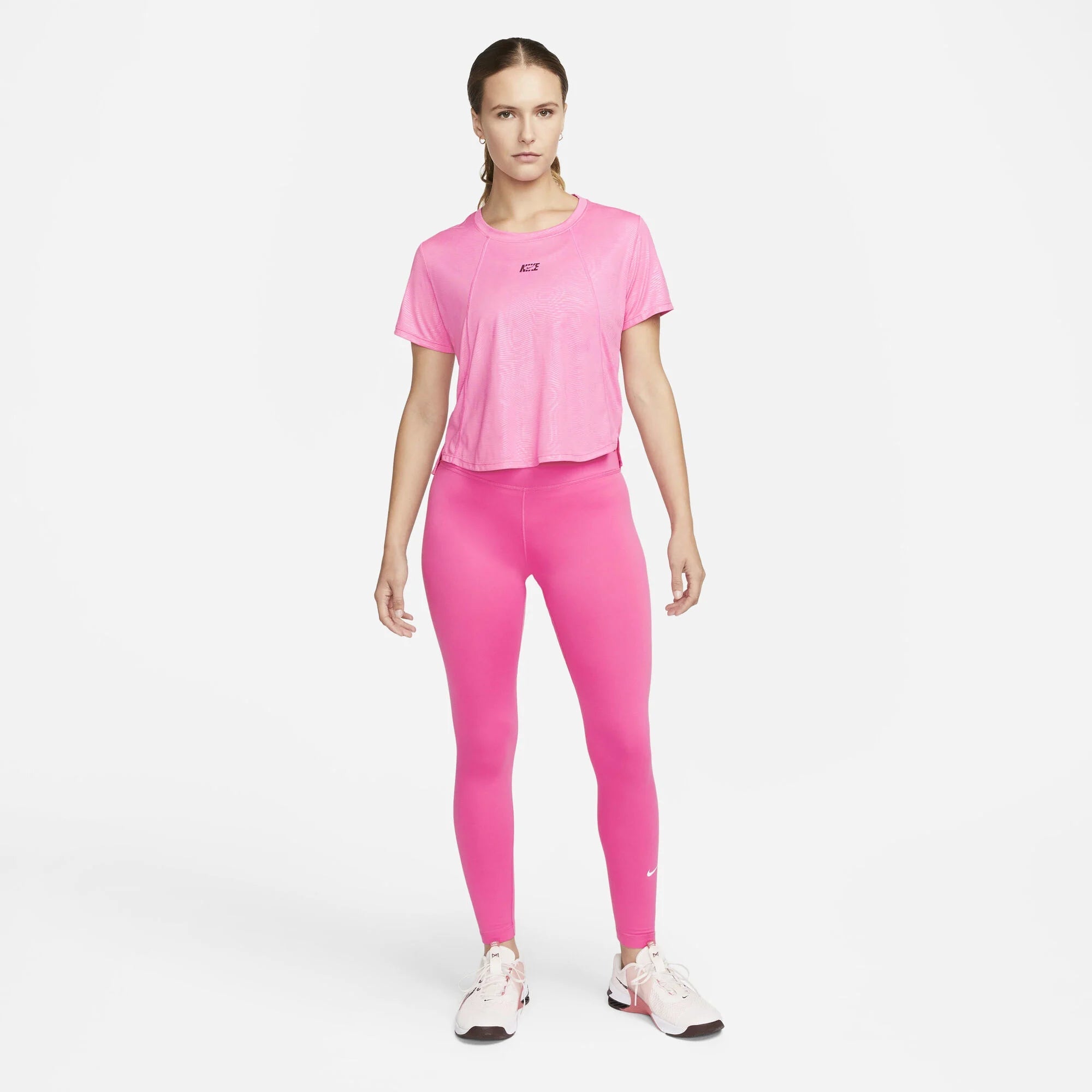 Дамска тениска Nike Dri-FIT One Icon Clash Printed Short-Sleeve Training Top - DQ6735-684 модел