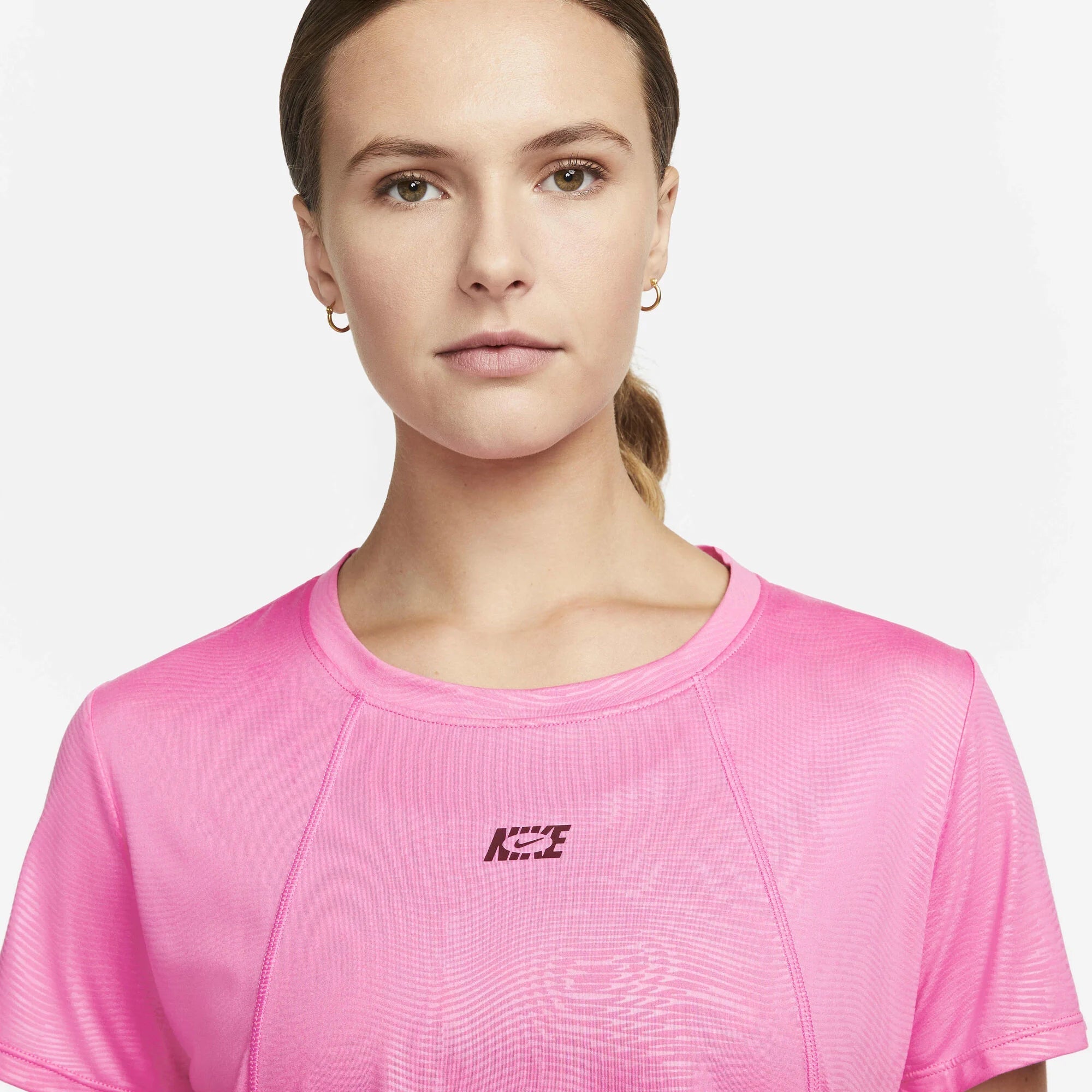 Дамска тениска Nike Dri-FIT One Icon Clash Printed Short-Sleeve Training Top - DQ6735-684 лого