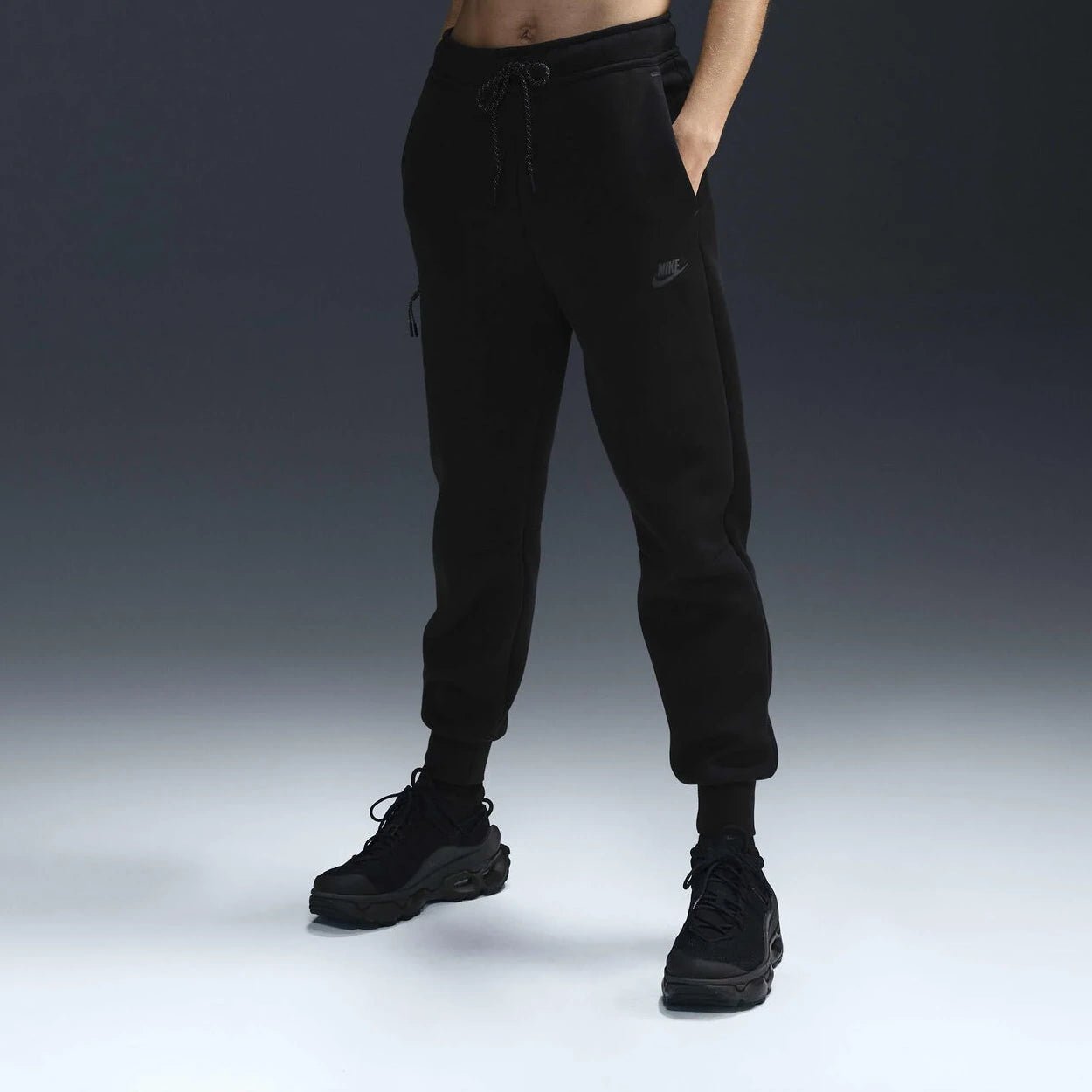 Дамски джогър Nike Tech Fleece Mid - Rise Joggers - Airhouse