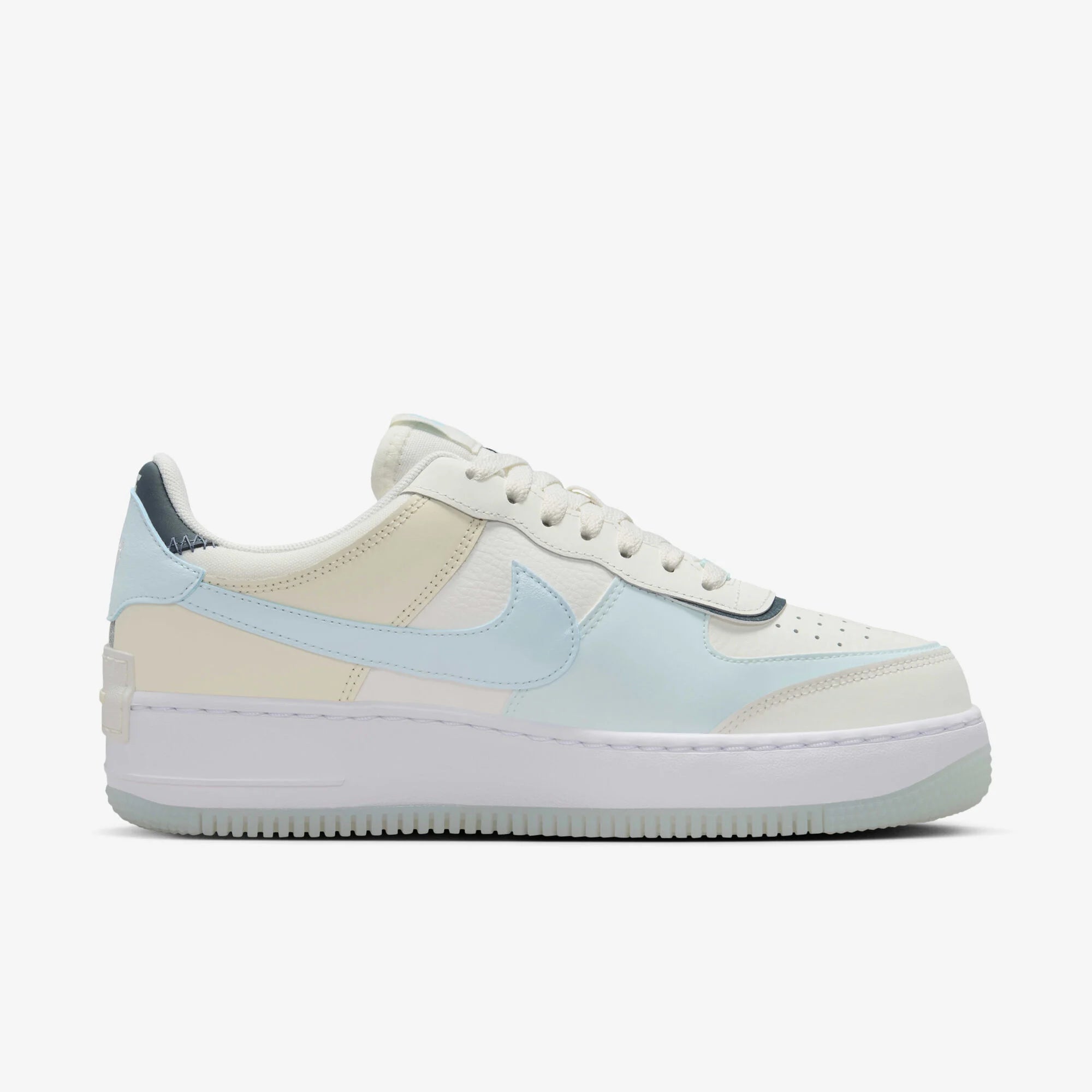 Дамски кецове Nike Air Force 1 Shadow - DZ1847-107 отстрани