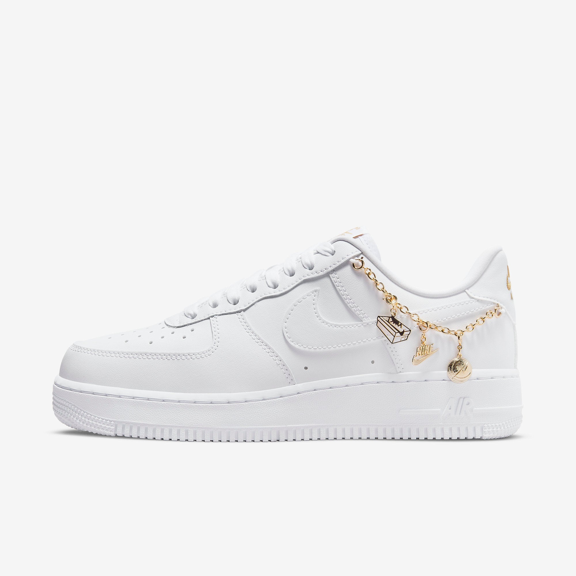 Дамски кецове Nike Air Force 1 White Pendant DD1525-100