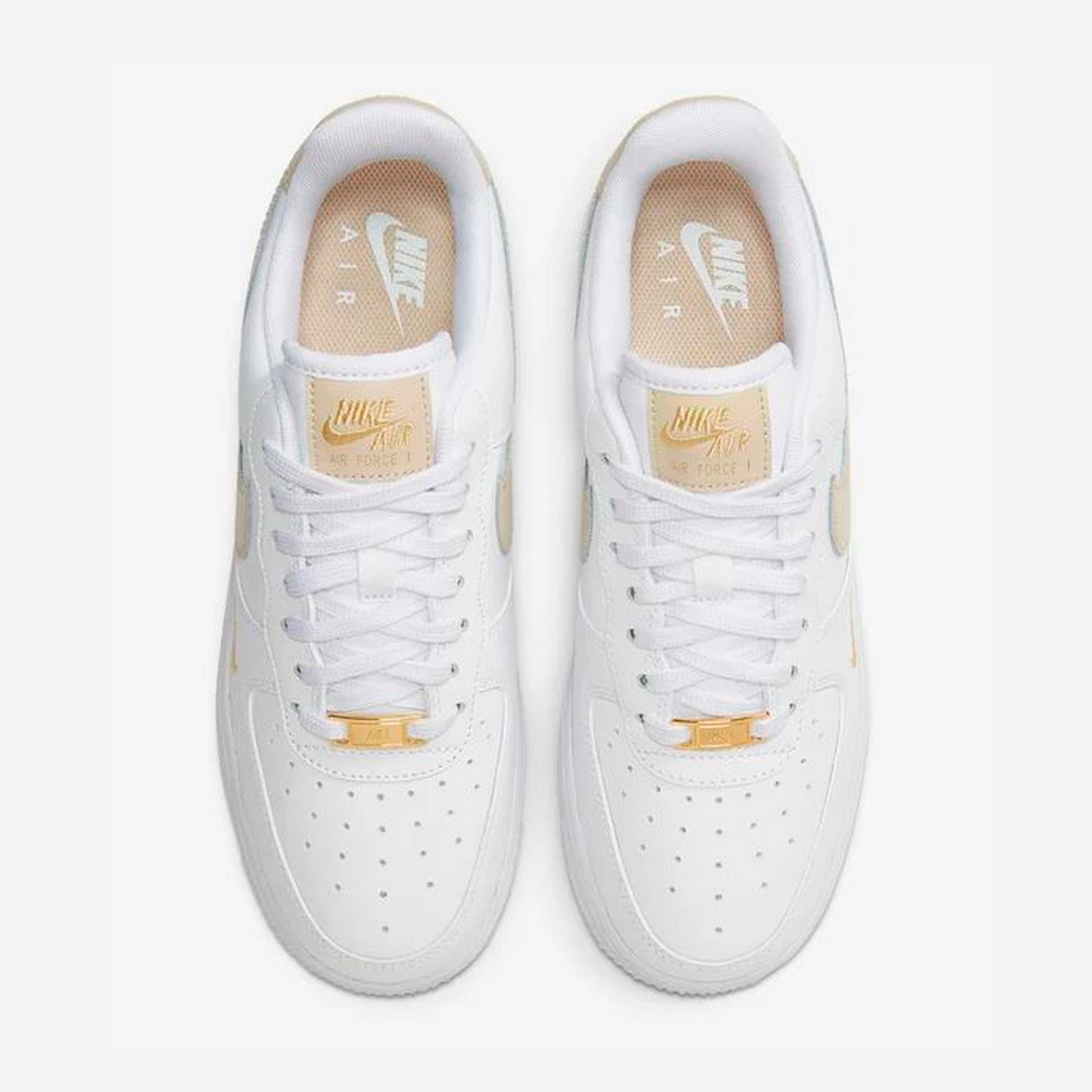 Дамски кецове Nike Air Force 1 '07 Essential - Airhouse