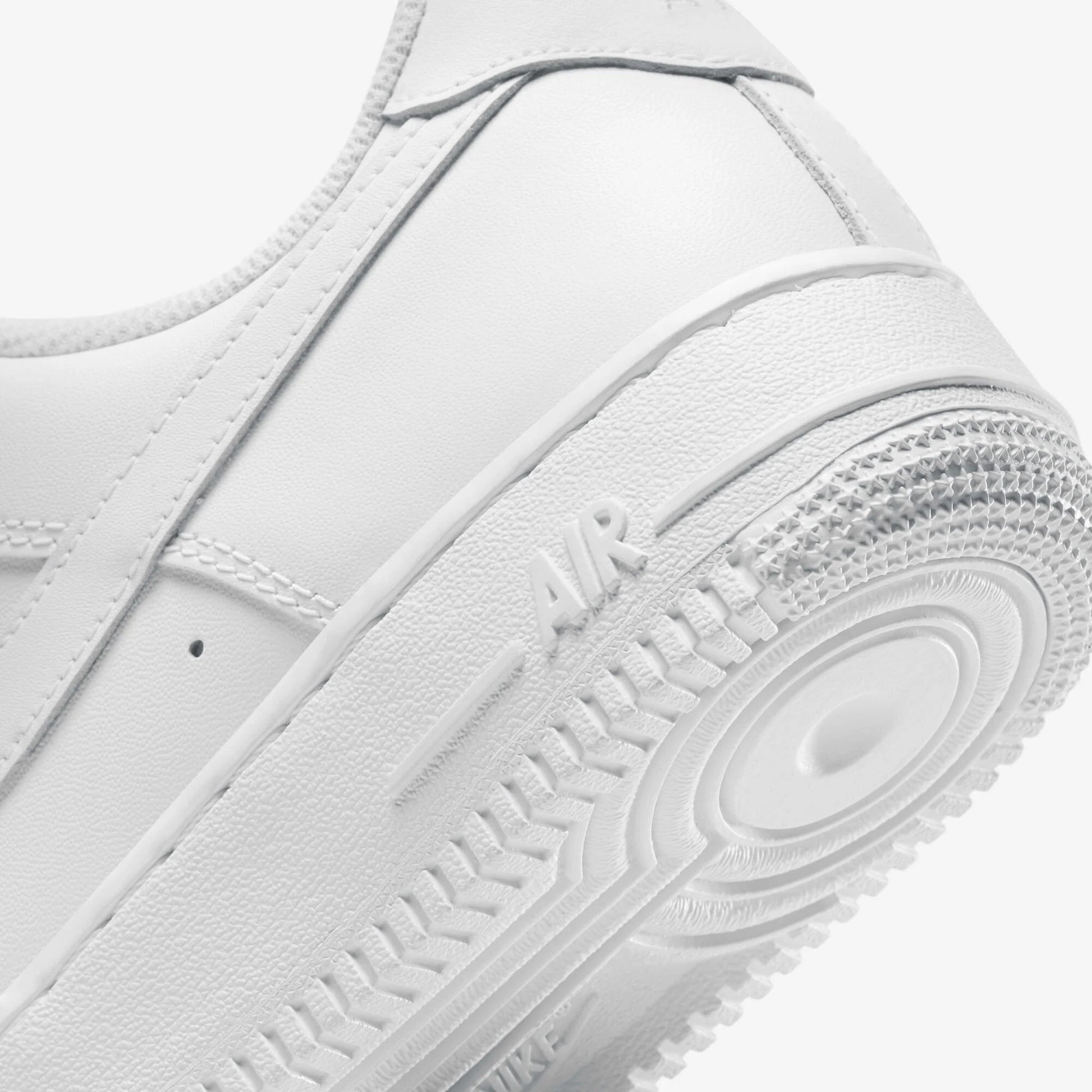 Дамски кецове Nike Air Force 1 Low - Airhouse