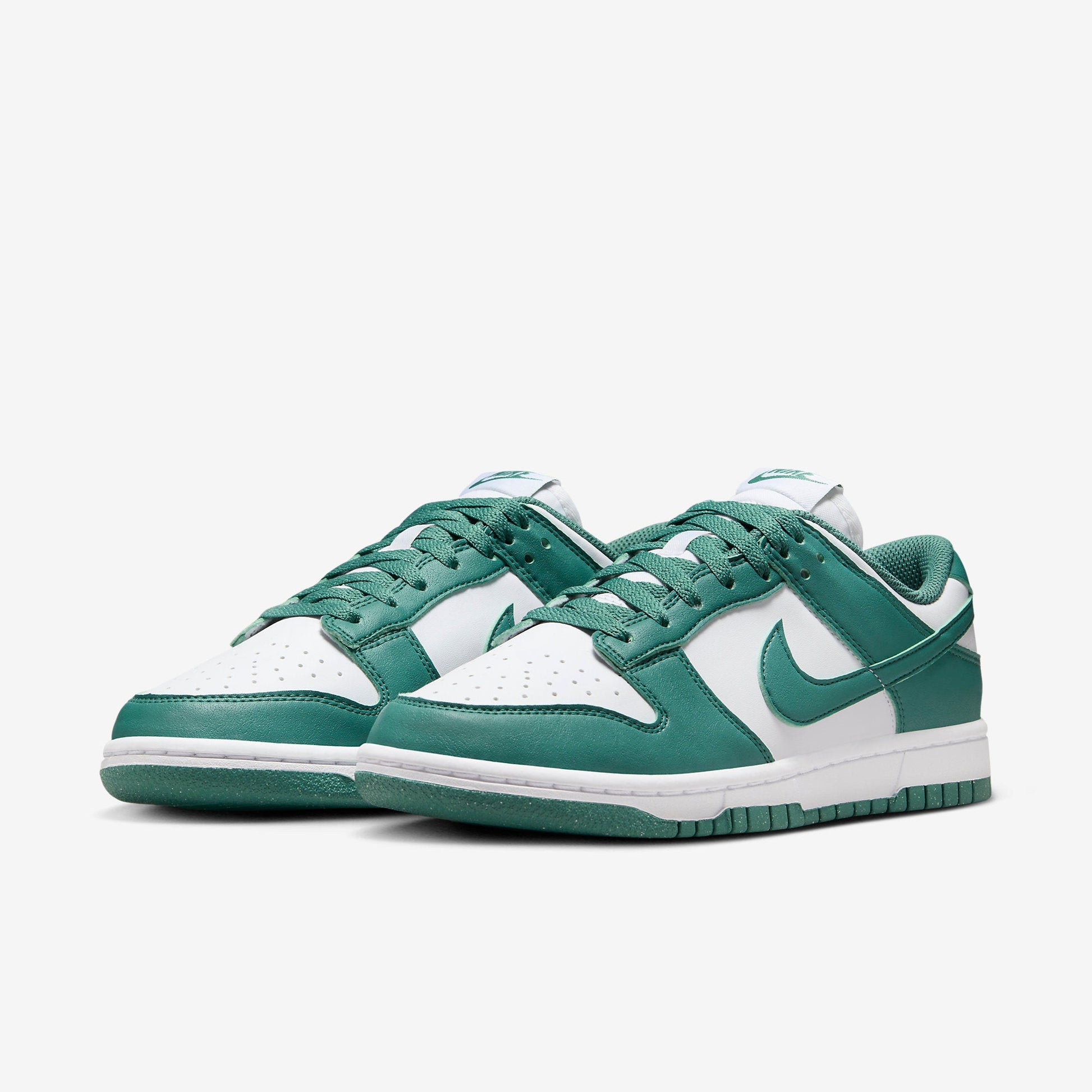Дамски кецове Nike Dunk Low NN - Airhouse