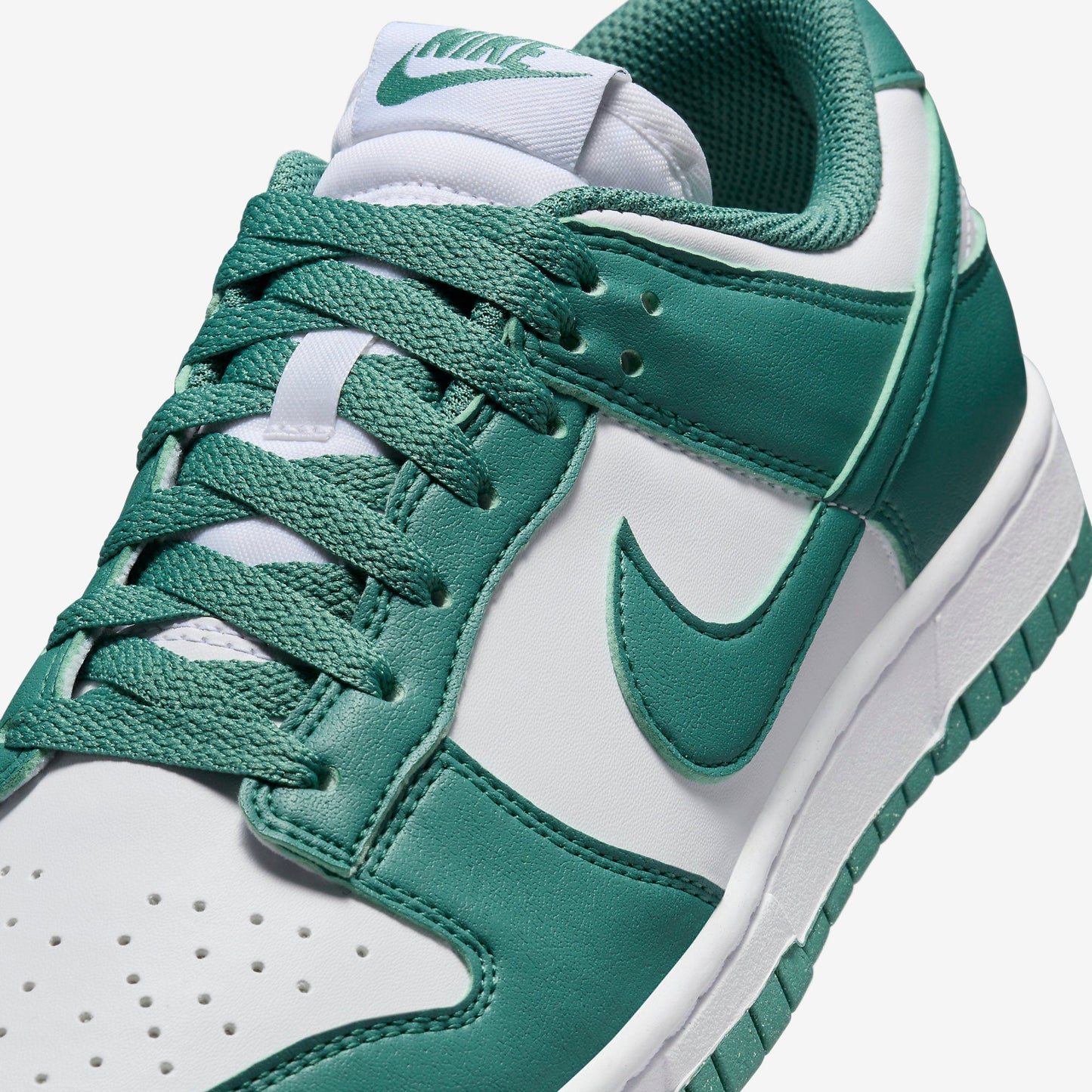 Дамски кецове Nike Dunk Low NN - Airhouse