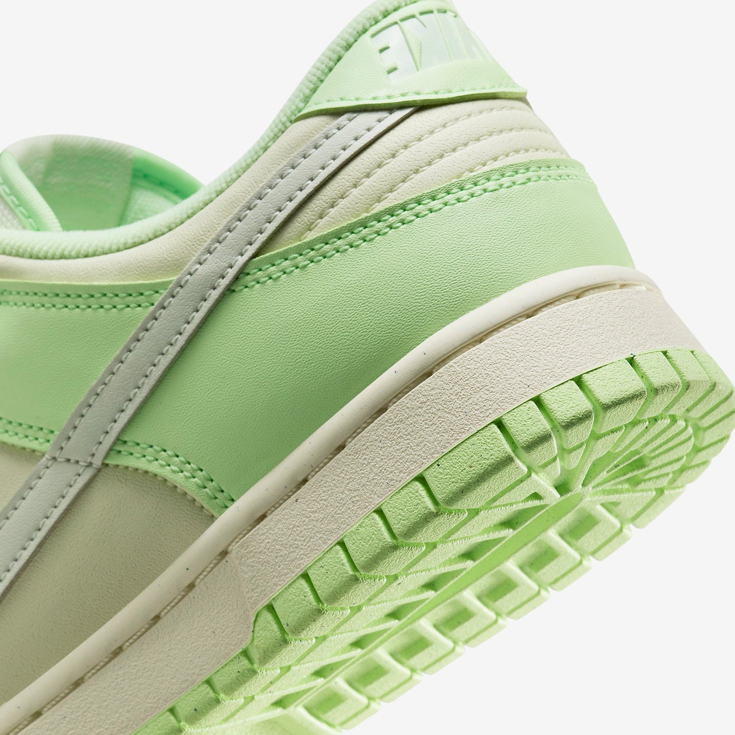 Дамски кецове Nike Dunk Low NN "Sea Glass" - Airhouse