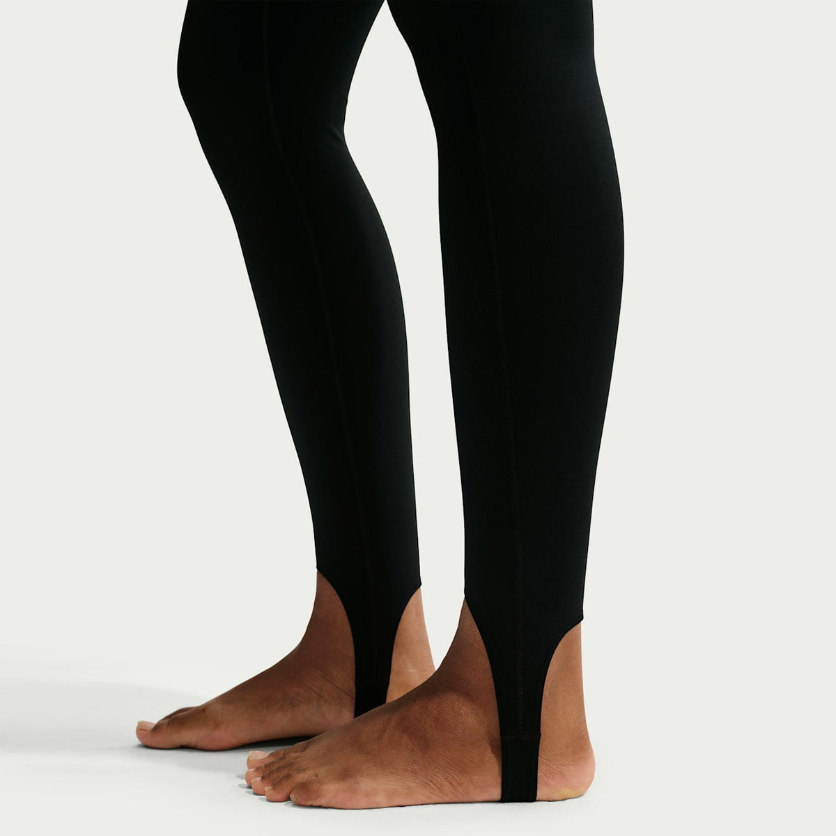 Дамски клин Nike One High-Waisted Full-Length Stirrup Leggings - IV4933-010 детайл ластик