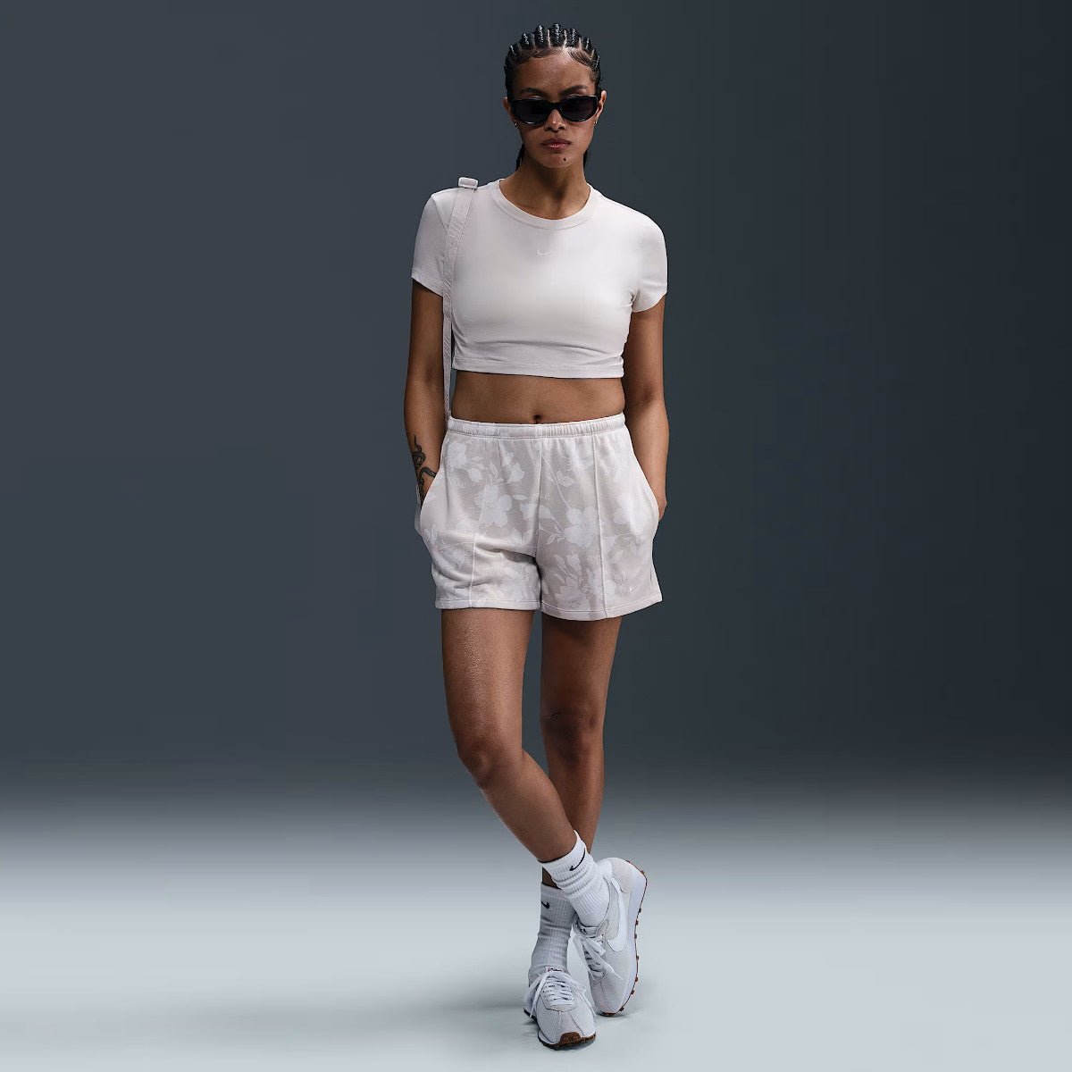 Дамски къс панталон Nike Chill Shorts - Airhouse