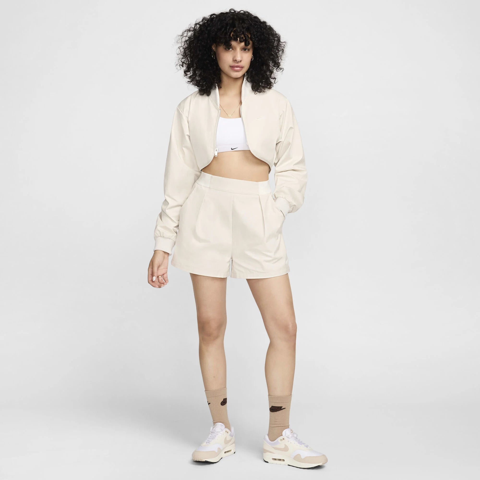 Дамски къс панталон Nike Sportswear Collection High-Waisted Trouser Shorts  - FN2167-104 модел отпред