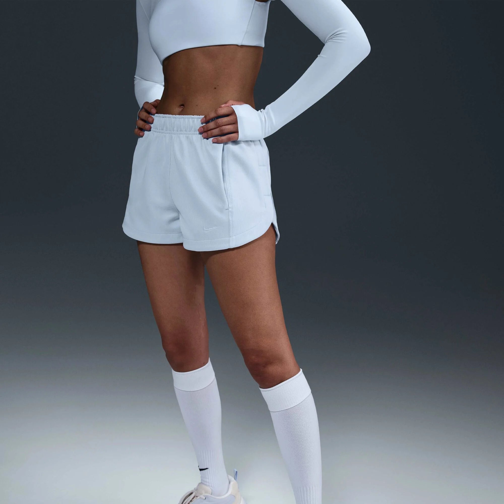 Дамски къс панталон Nike Windrunner Poly Knit Mid Rise Shorts - HJ1406-423 отпред