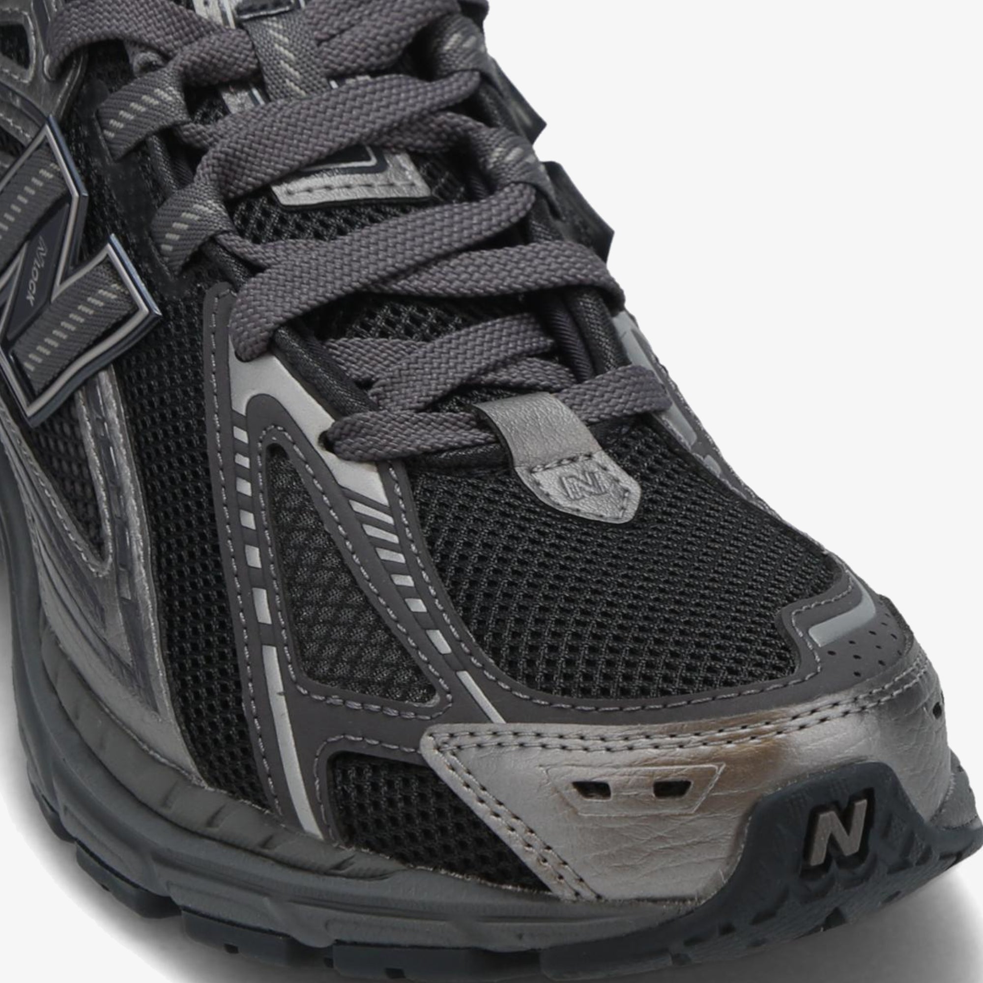 Дамски маратонки New Balance 1906R - Airhouse